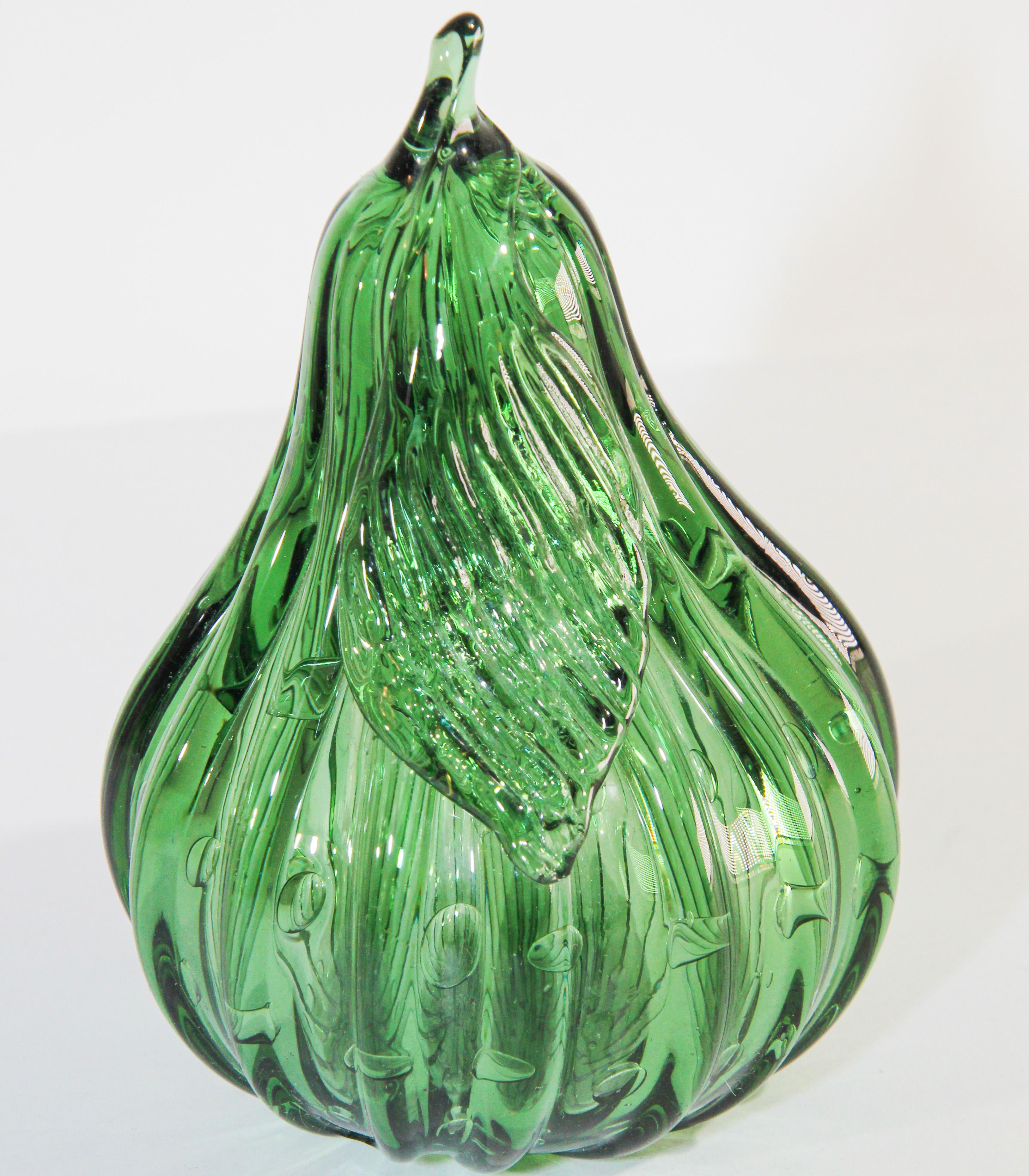 Hollywood Regency Mid-Century Modern Green Seguso Style Murano Glass Green Pear