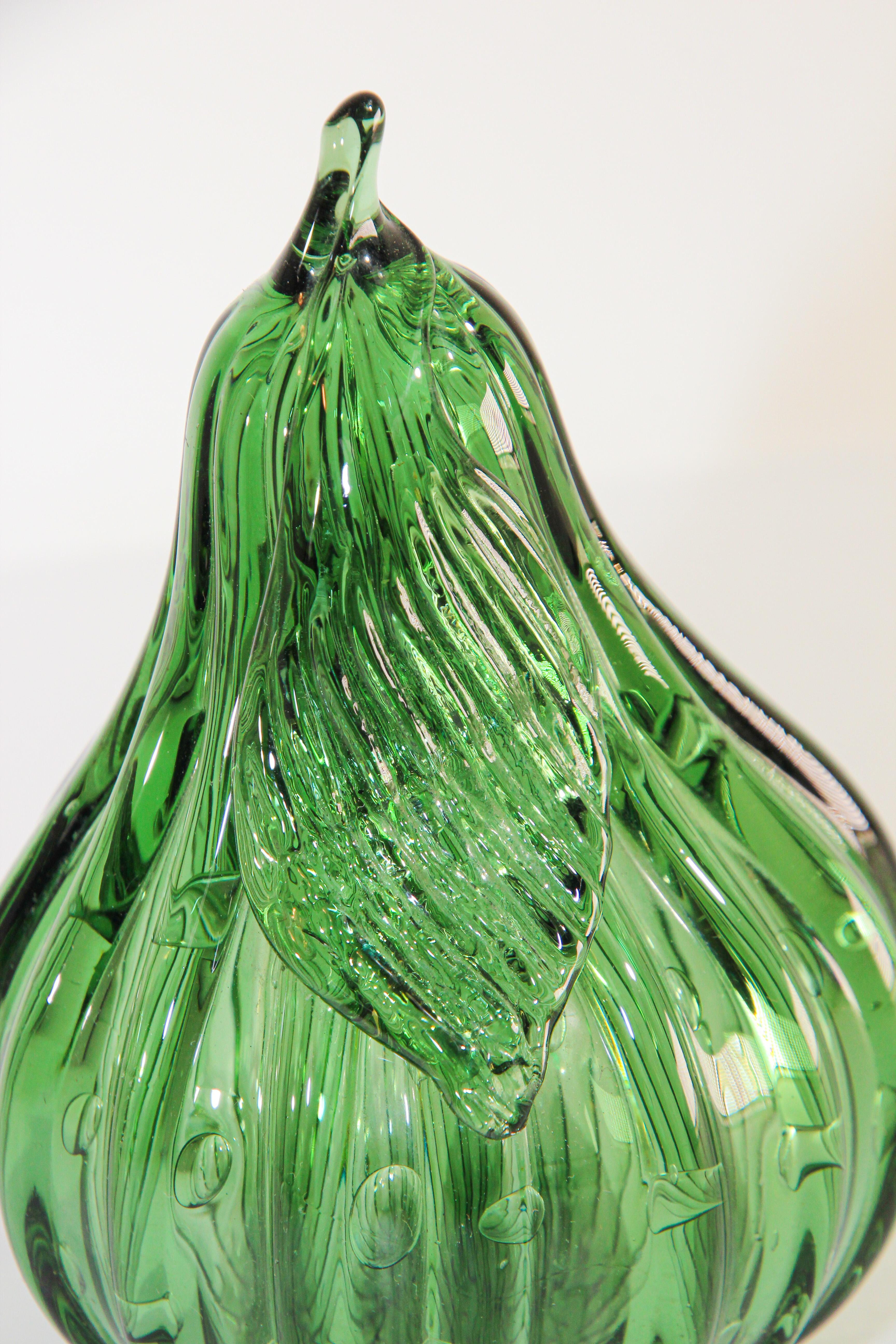 Italian Mid-Century Modern Green Seguso Style Murano Glass Green Pear