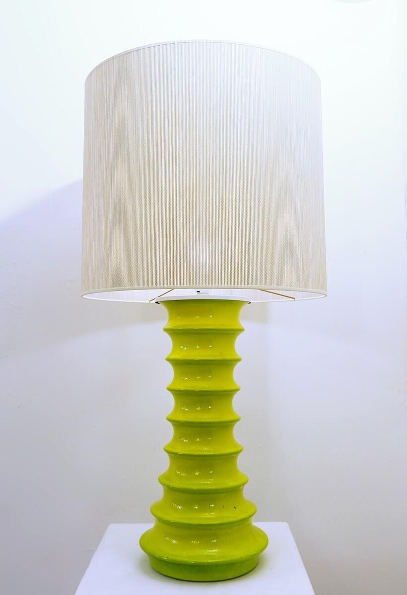 Mid-Century Modern Green Table Lamp, Ceramic, 1970s For Sale 3