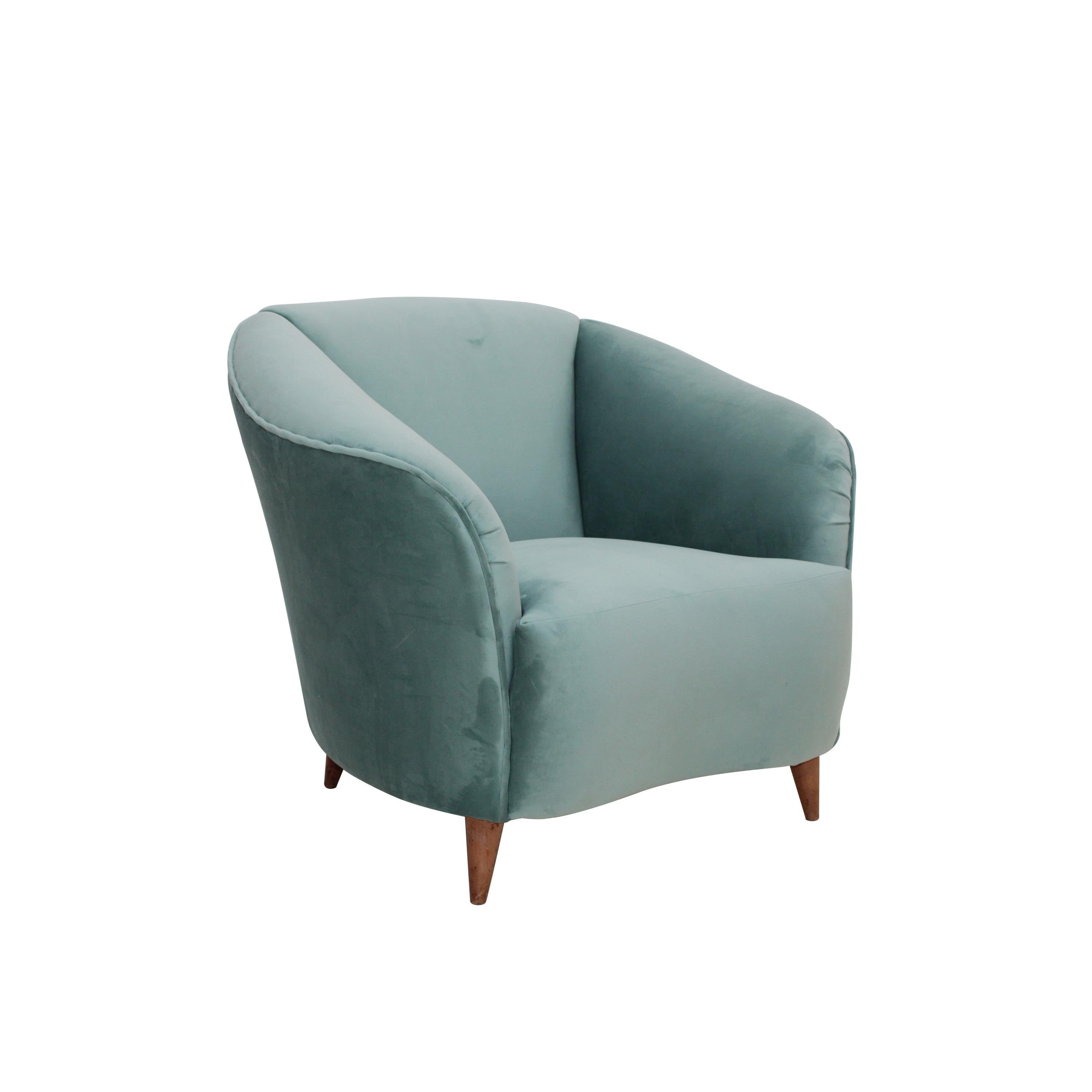 Pair of Mid-Century Modern Italian armchairs made of solid wood structure with padded filling and original springs in the seat and back. Upholstered in aquamarine green velvet.