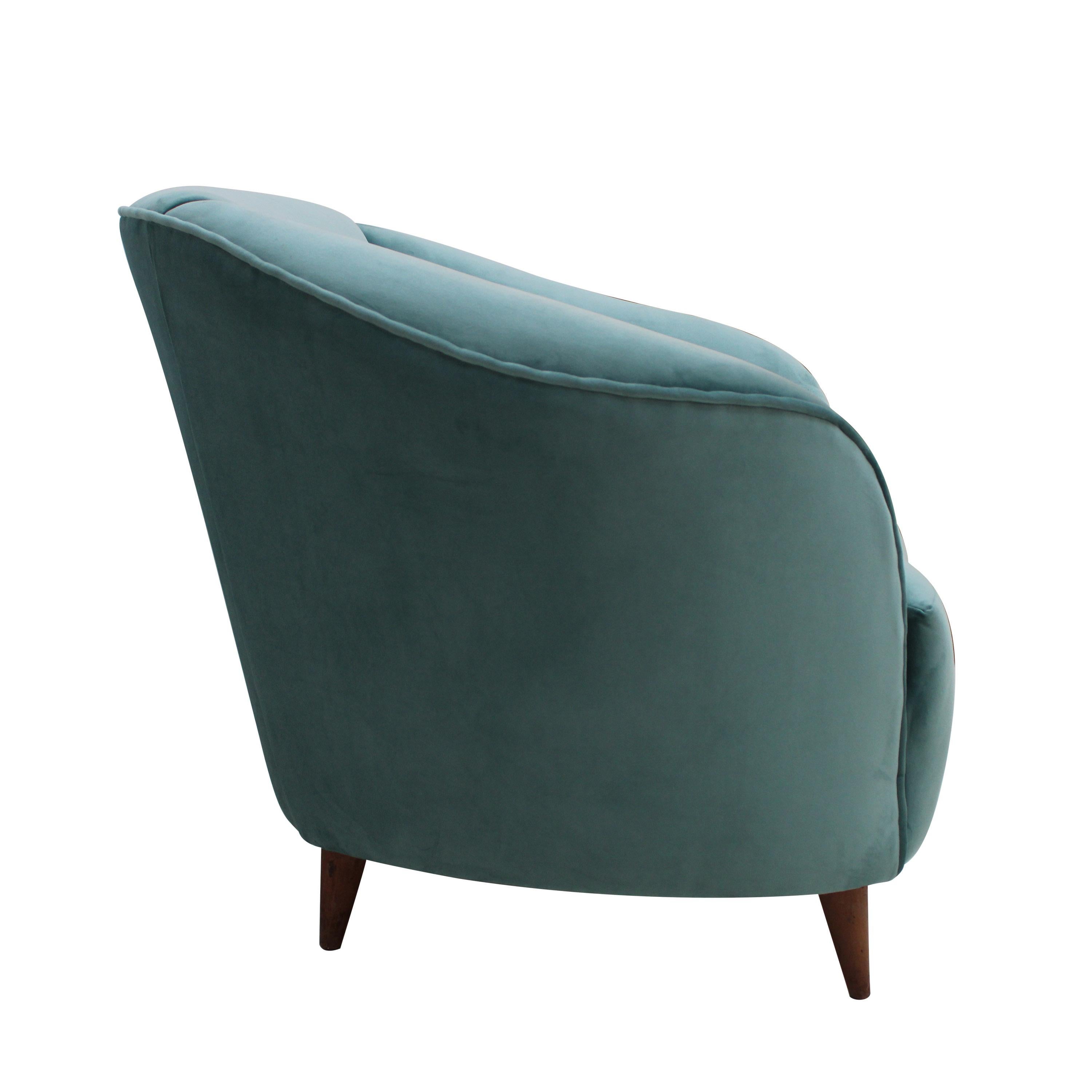 Moderne Sessel aus grünem Samt aus der Mitte des Jahrhunderts, Italien, 1950 (Moderne der Mitte des Jahrhunderts) im Angebot