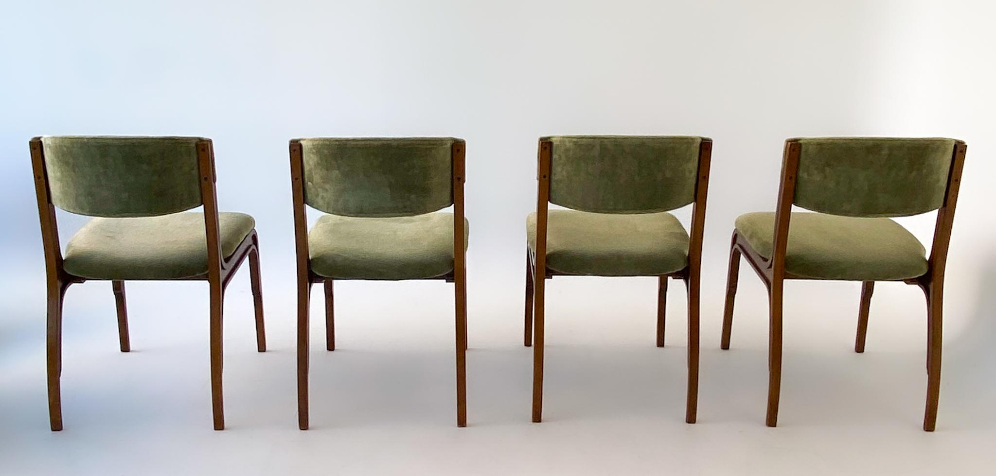 Mid-20th Century Mid-Century Modern Velvet Dining Chairs by Gianfranco Frattini, Italy 1960s