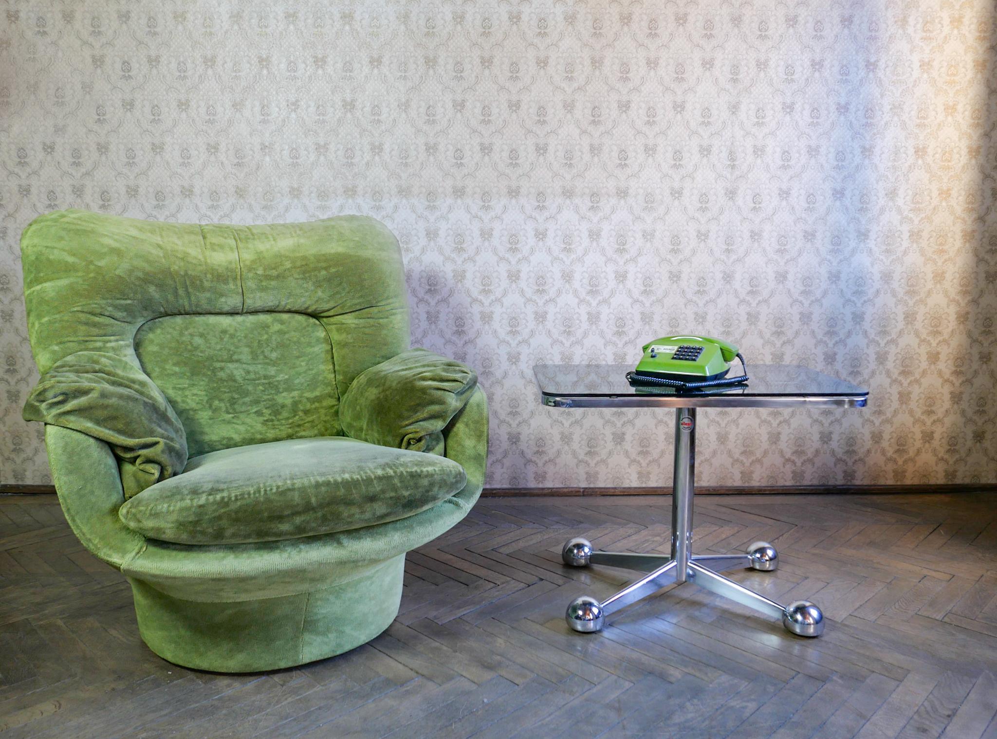 Mid-Century Modern Green Velvet Lounge Chair by Michel Cadestin, France 1970s 9