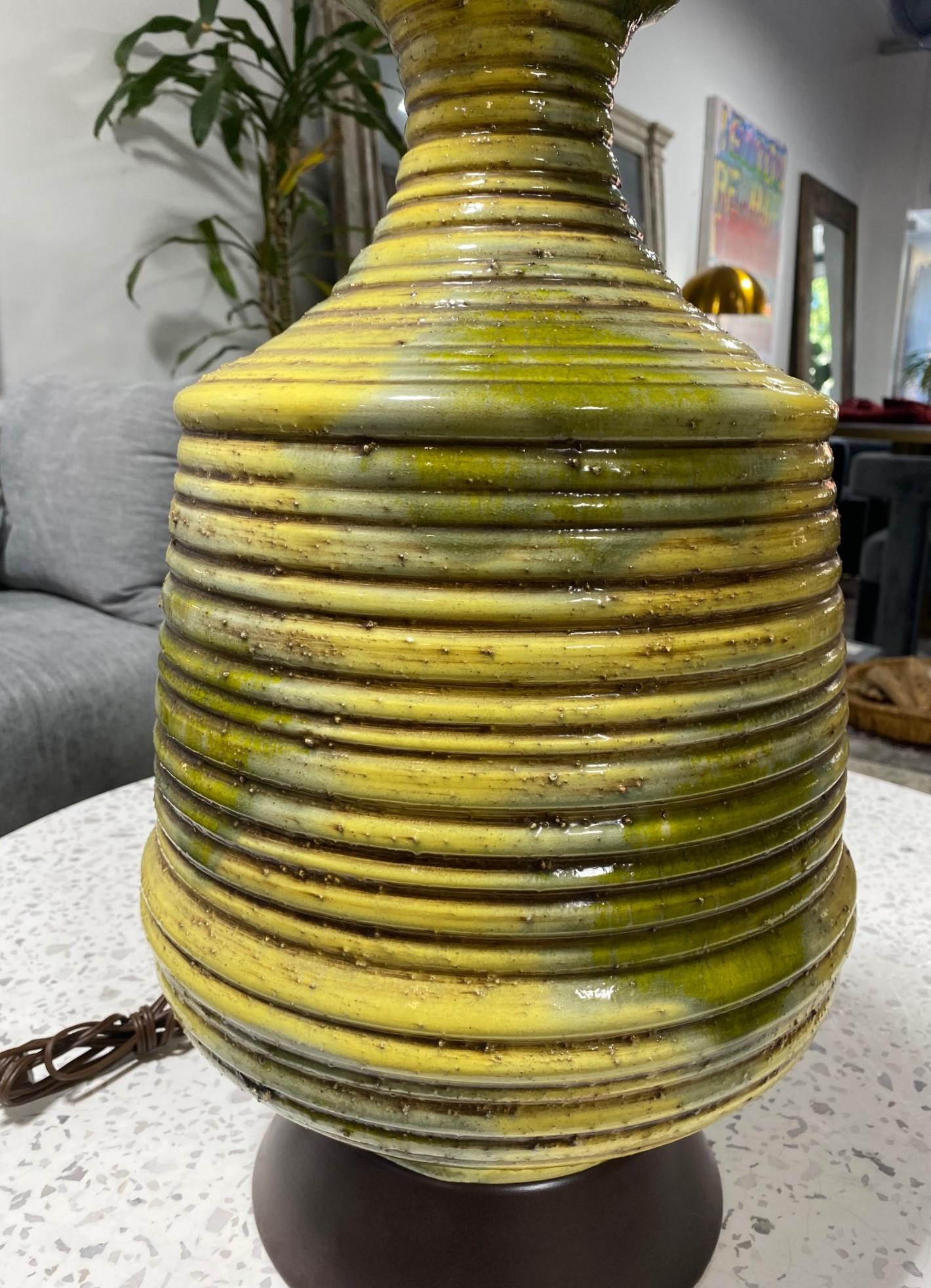 Mid-Century Modern Green Yellow Lava Glazed Studio Ceramic Pottery Table Lamps For Sale 8