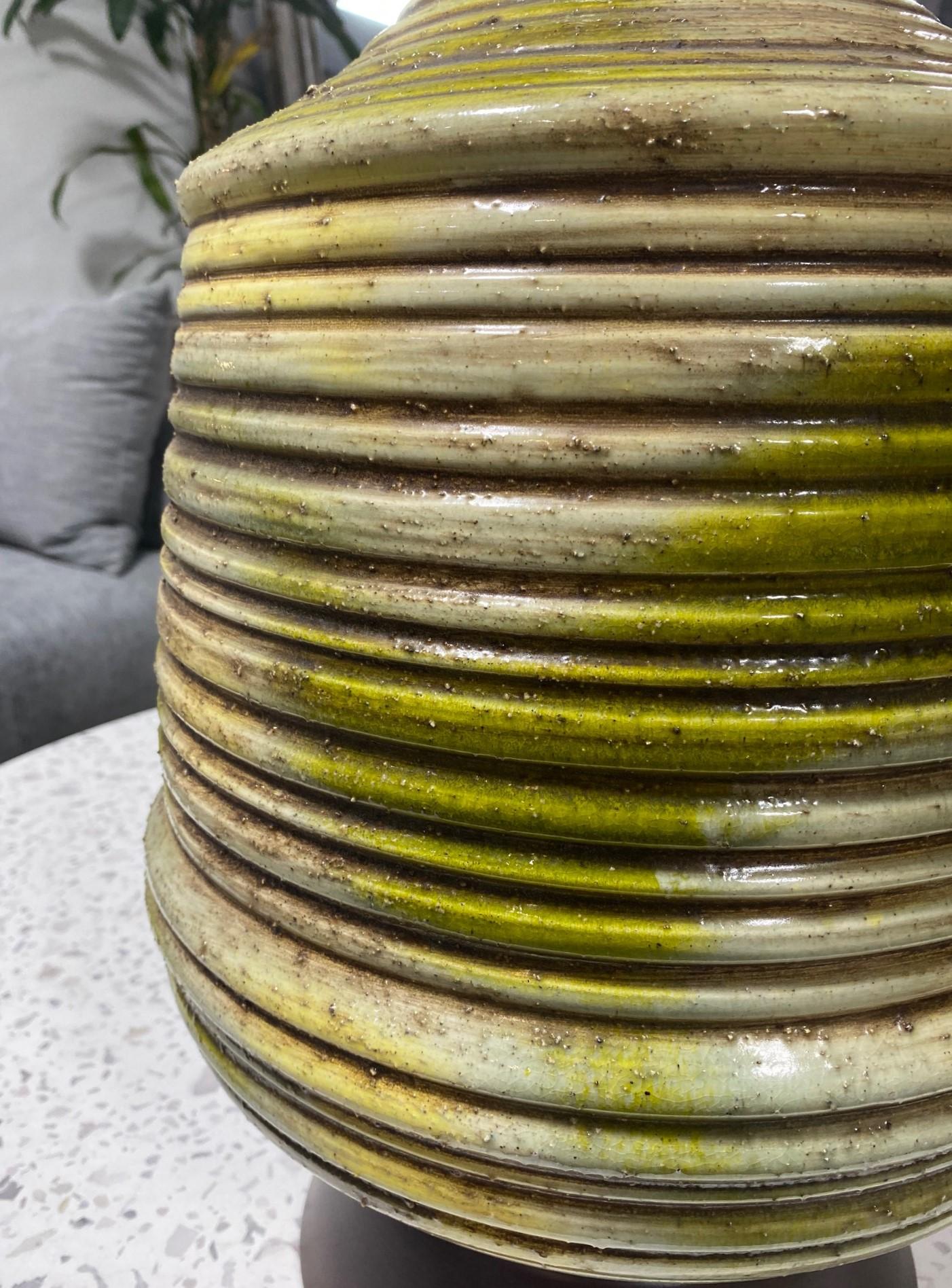 Mid-Century Modern Green Yellow Lava Glazed Studio Ceramic Pottery Table Lamps For Sale 3