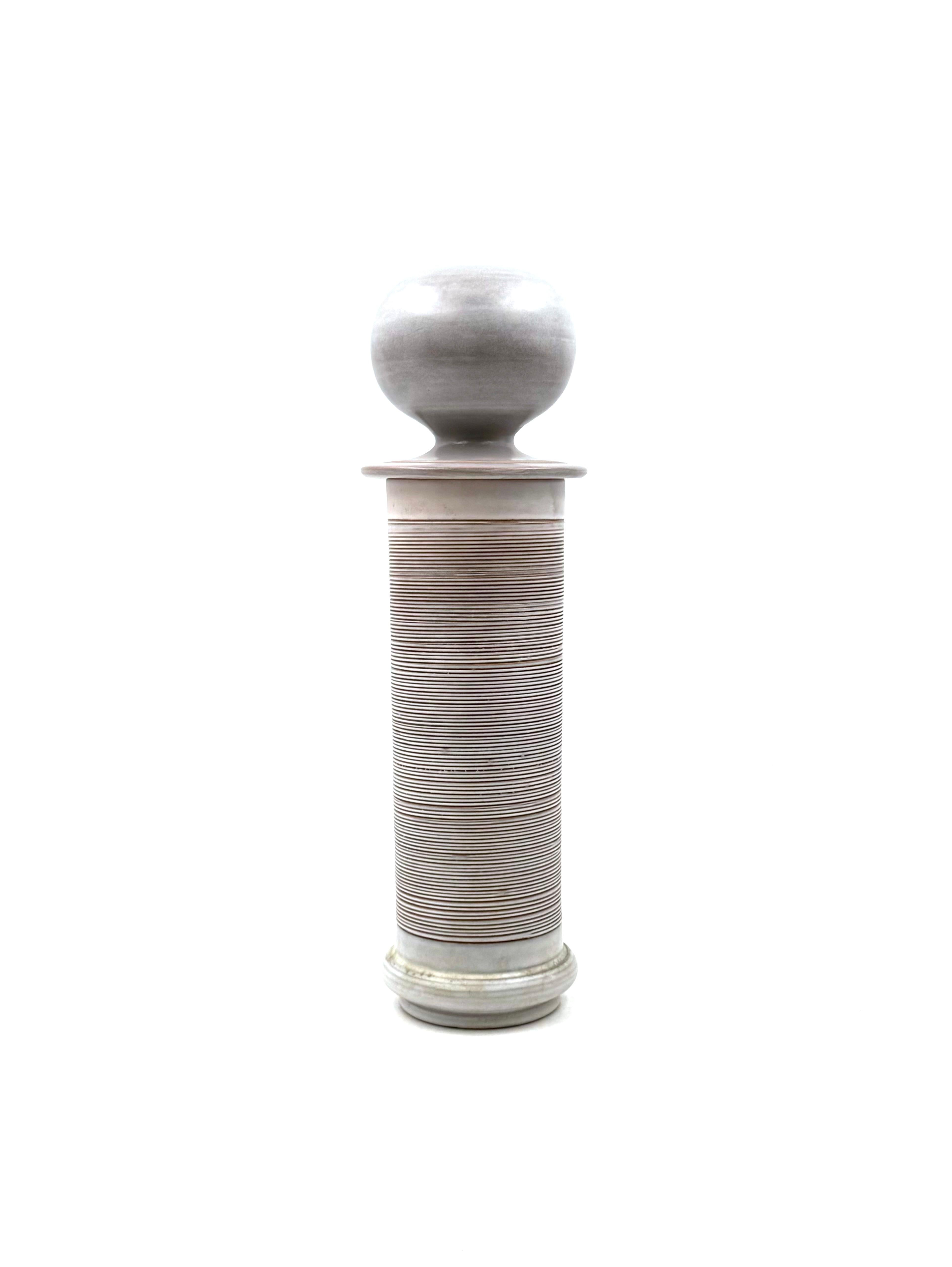 Moderne Steingutvase aus der Jahrhundertmitte, Franco Bucci Italien ca. 1970 im Zustand „Hervorragend“ im Angebot in Firenze, IT