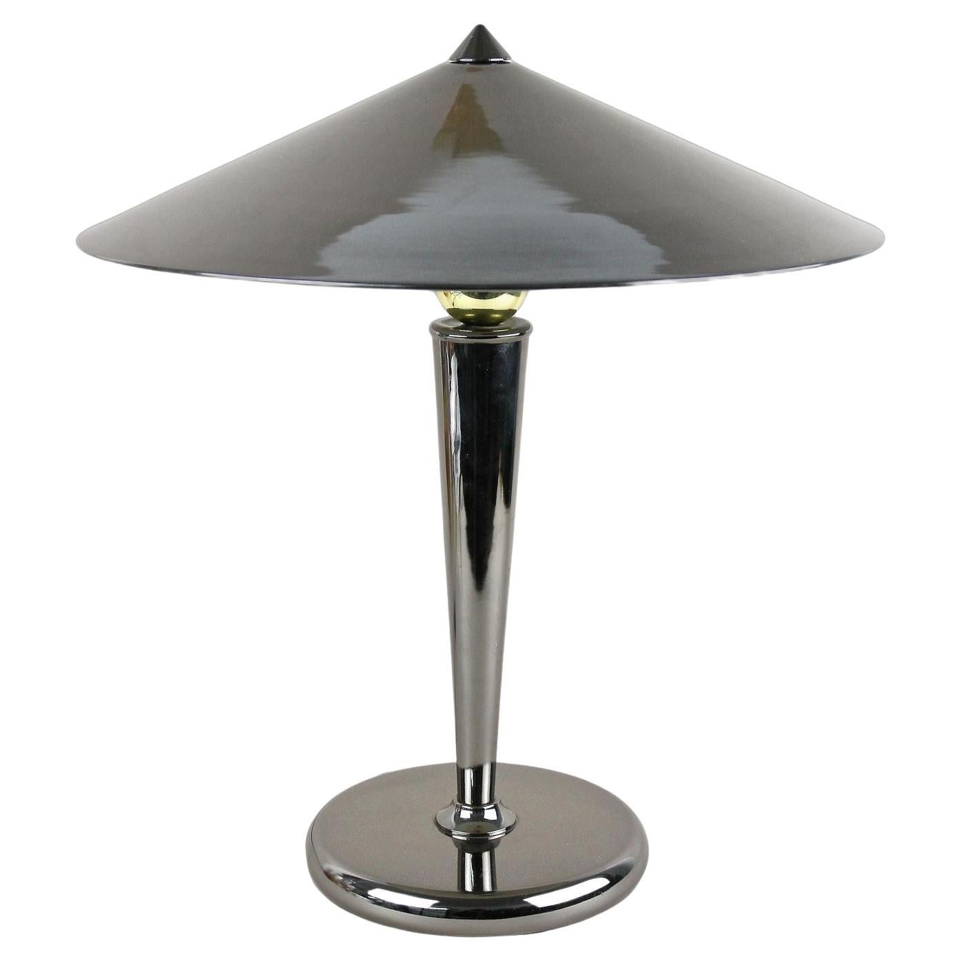 Lampada da tavolo grigia cromata di metà secolo con sfera in ottone, Italia, 1970 ca.