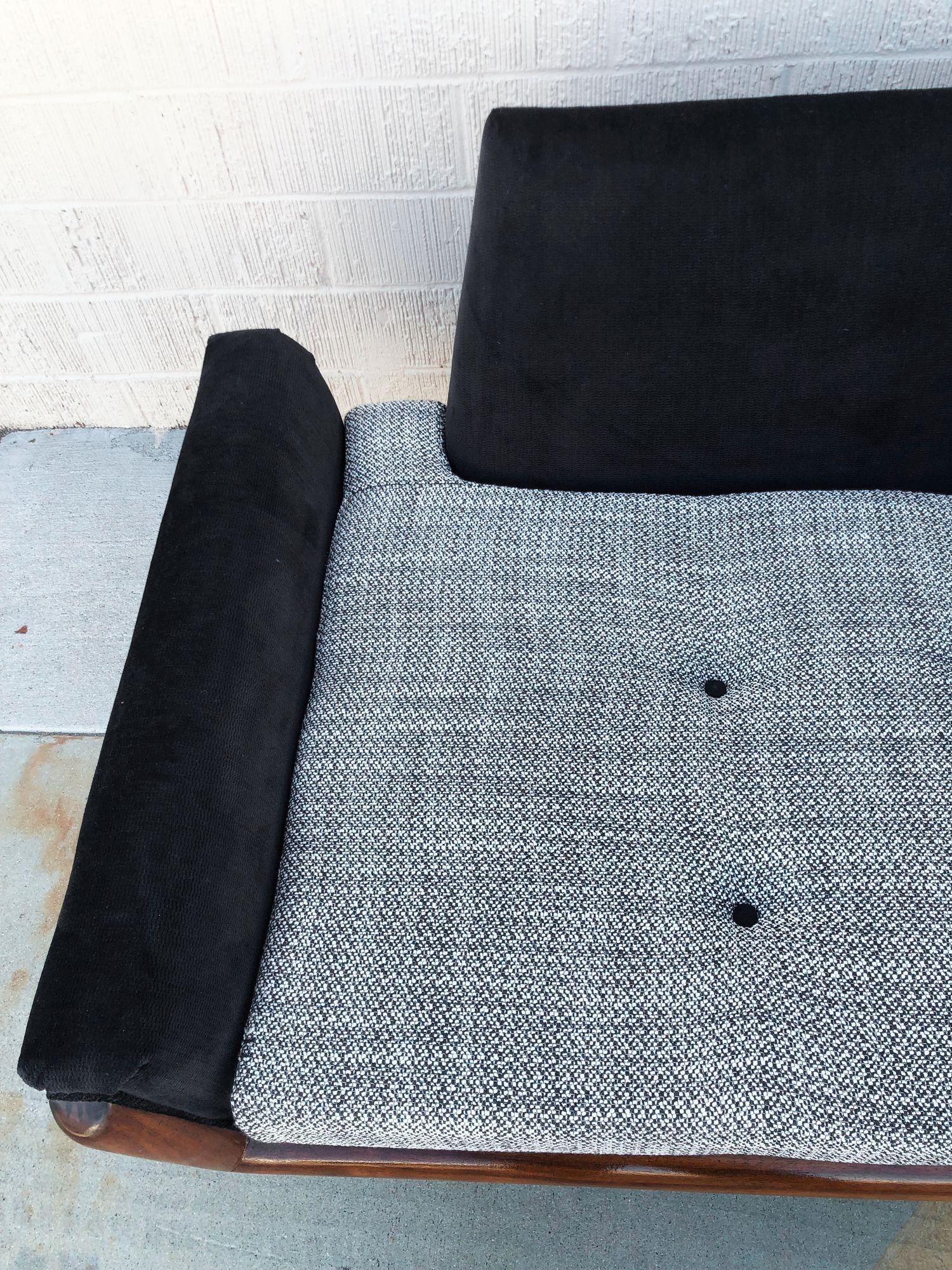 Mid Century Modern Grey Tweed and Walnut Pearsall Gondola Sofa 5