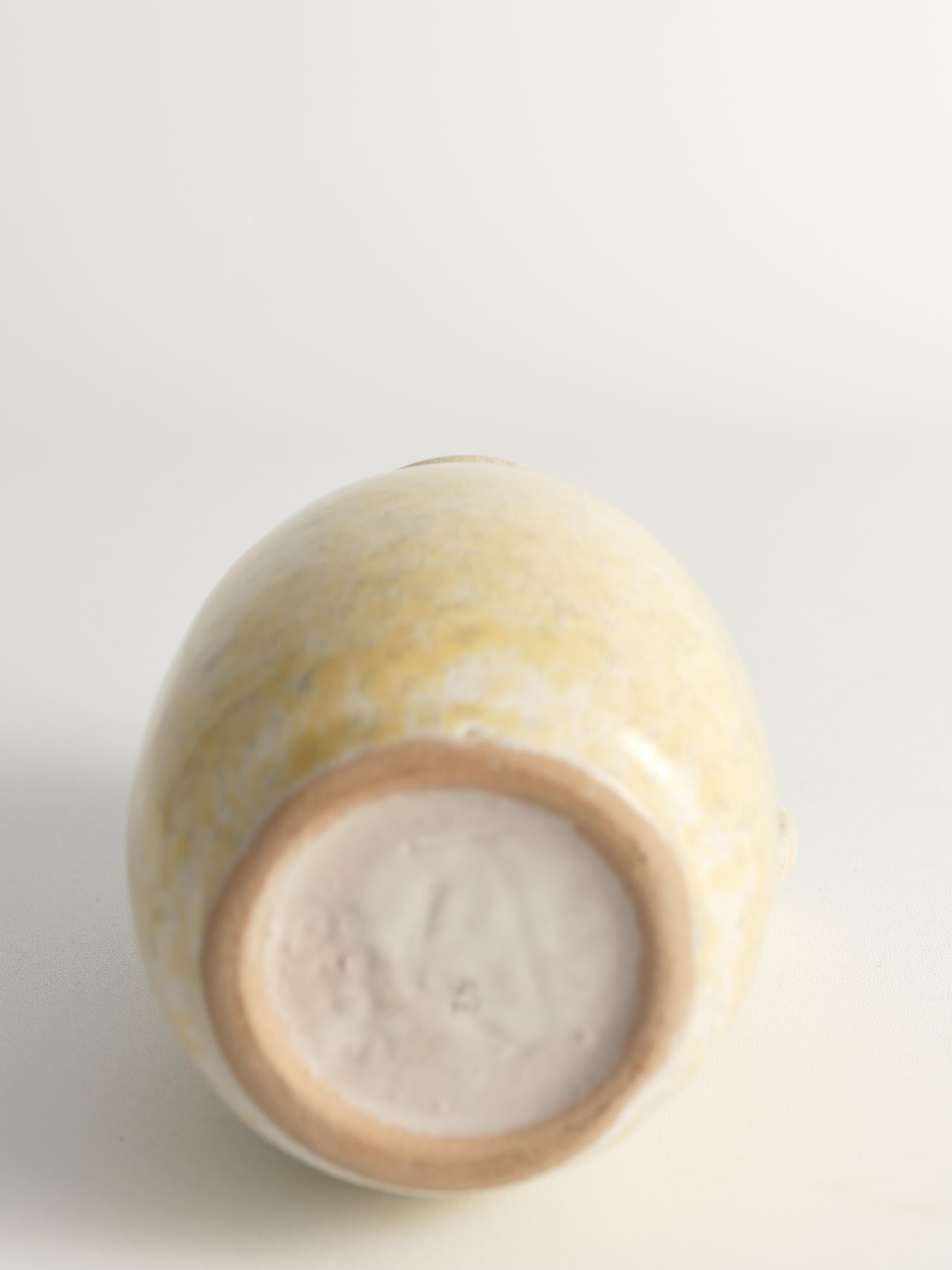 Vaso in gres grigio e giallo di metà secolo con manico di Strehla, Germania in vendita 4