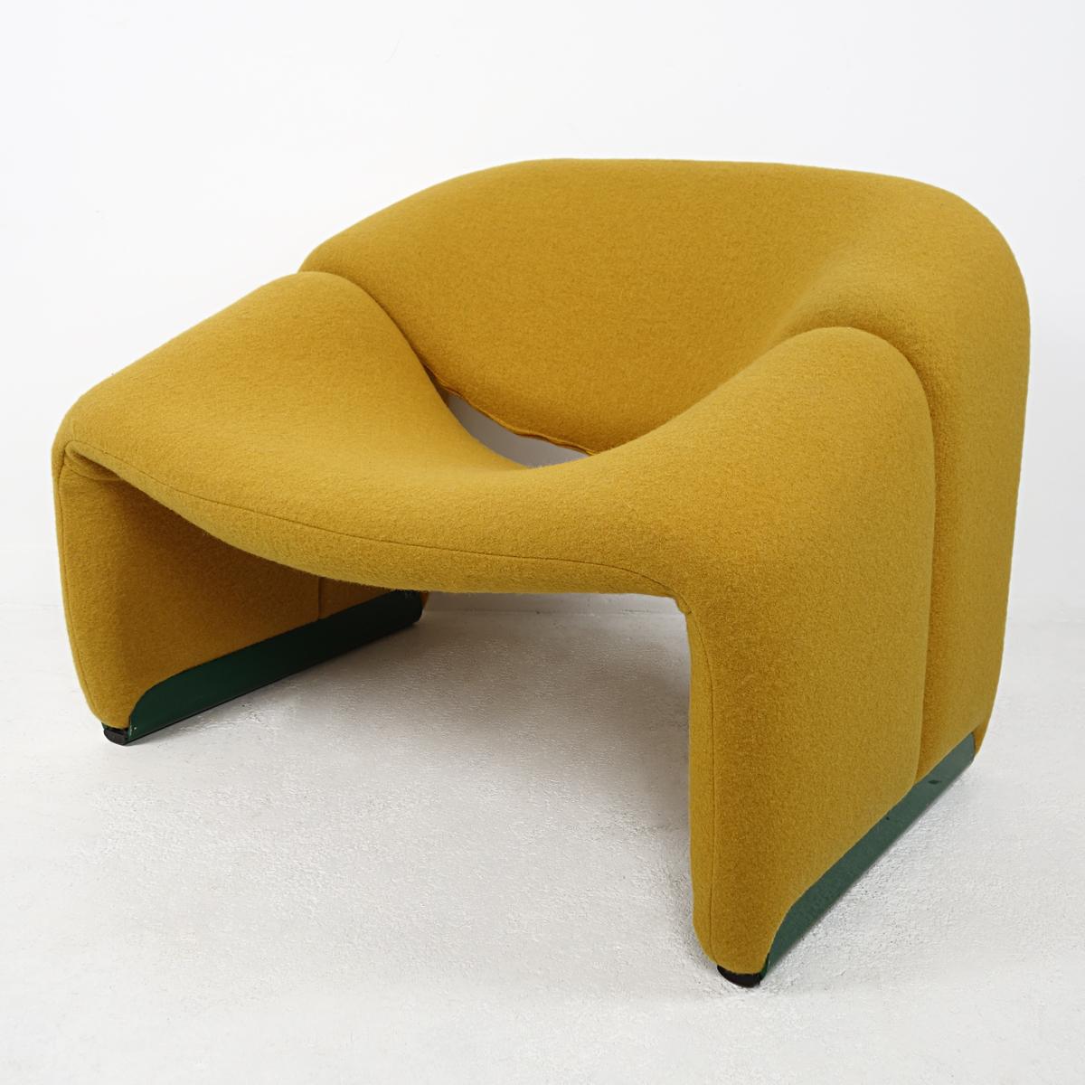 The Groovy chair, or F598, was designed in 1973 by France’s top designer Pierre Paulin for Holland’s most Avant-Garde furniture maker Artifort. The compactness of the chair combined with great comfort and of course its iconic looks made this chair