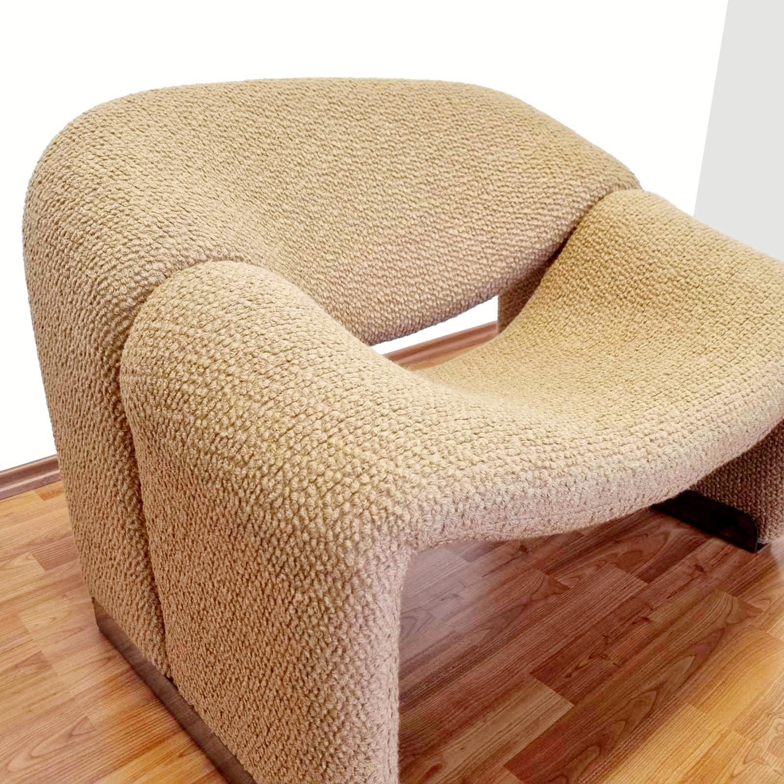 Mid Century Modern Groovy F598 chair by Pierre Paulin, 70s In Excellent Condition In Lucija, SI