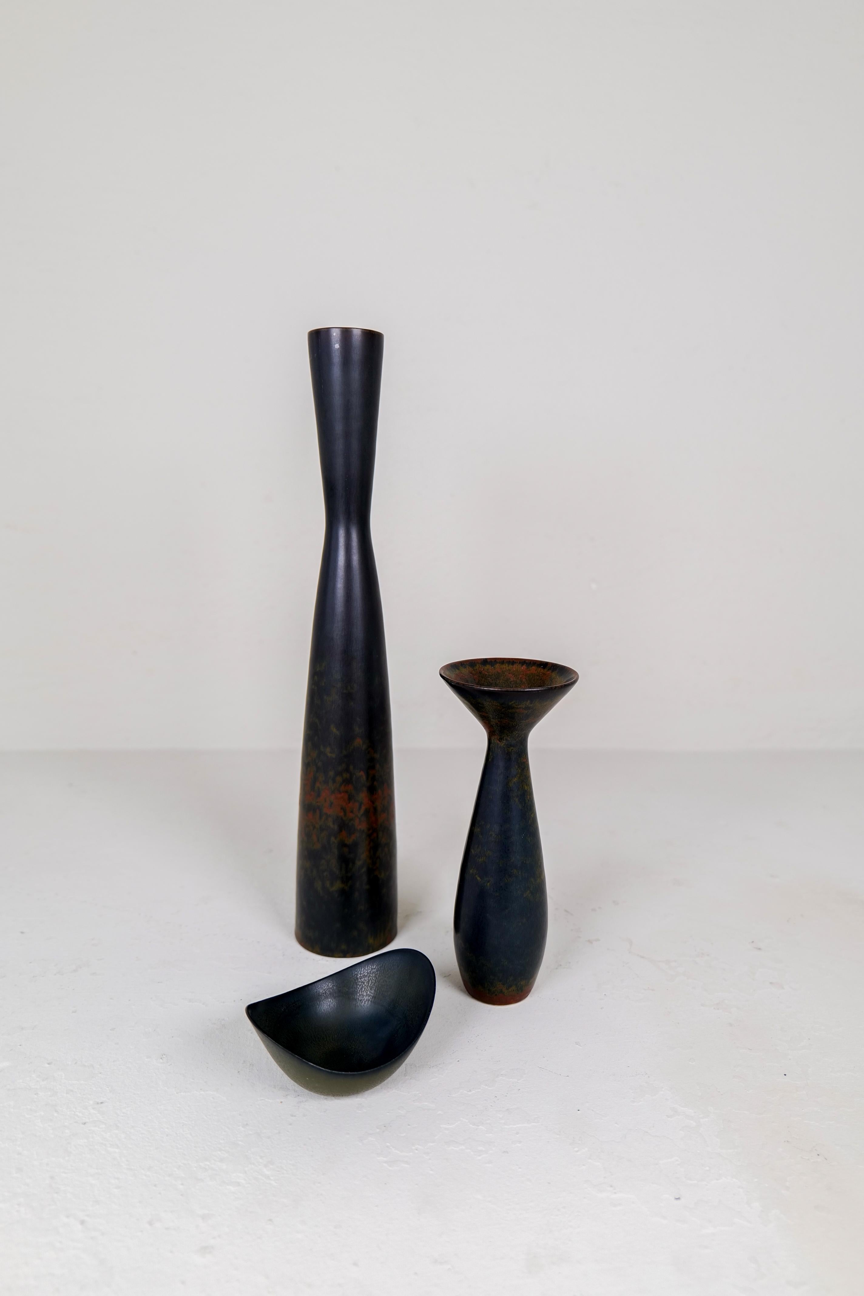 Metà XX secolo Gruppo di 3 vasi in stile Mid-Century Modern  Rörstrand A.I.C. Stålhane, Svezia, anni '50 in vendita