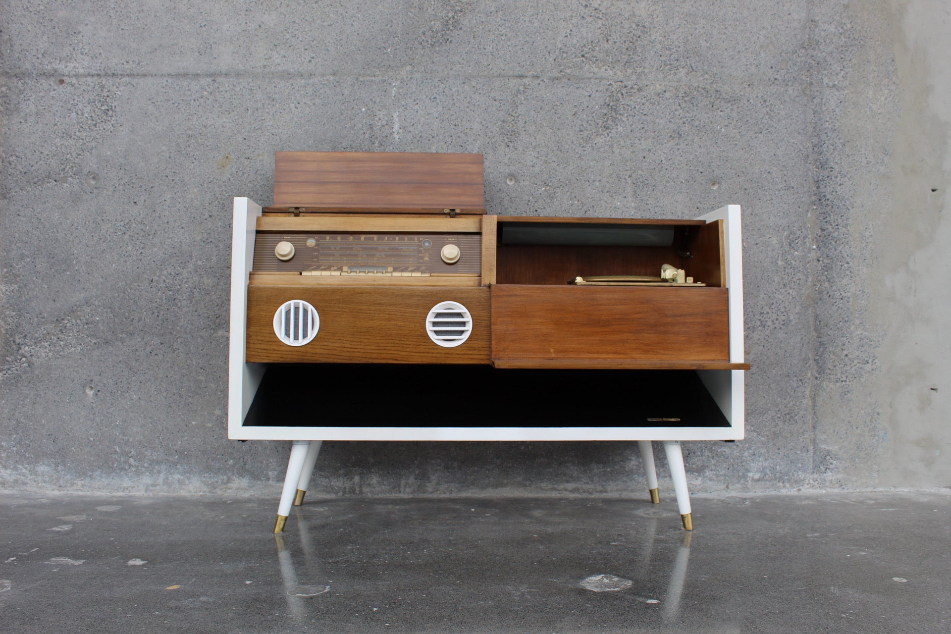 1970s grundig stereo console