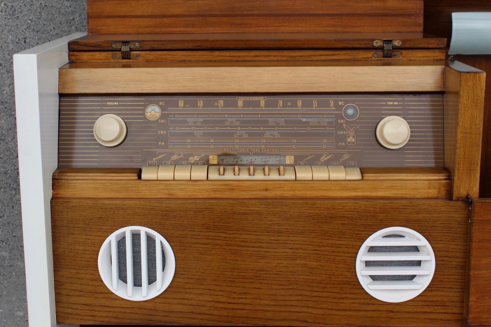 Wood Mid-Century Modern Grundig Majestic Stereo Console For Sale