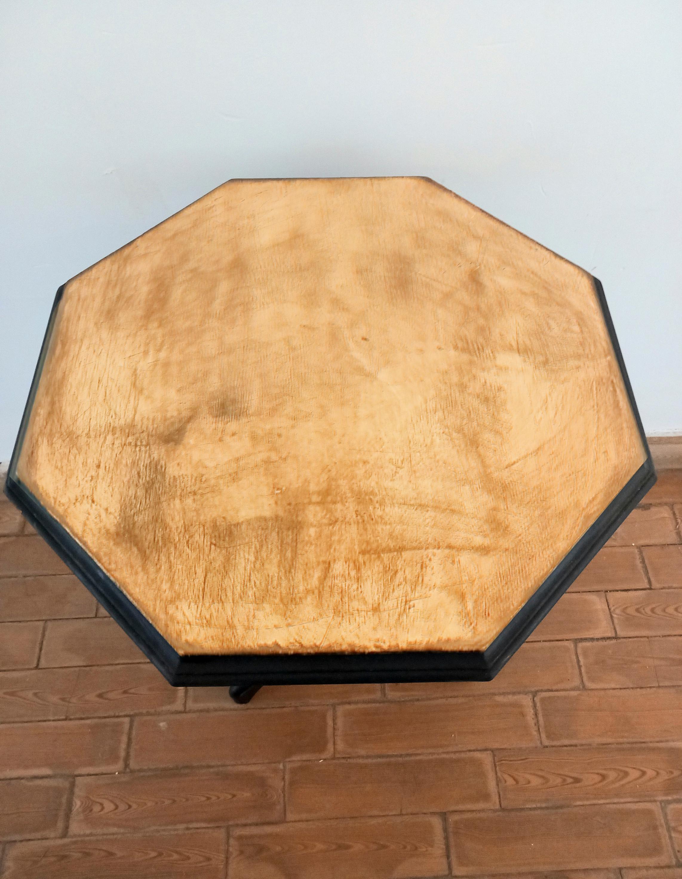Spanish Gueridon Side Table  Ebonized Wood Gold Leaf on Top Mid-Century Modern, Spain For Sale