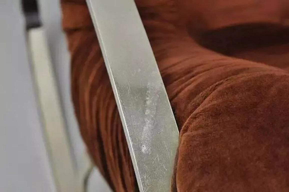 Mid Century Modern Guido Faleschini Chrome & Brass Milo Baughman Rocking Chair In Good Condition For Sale In Philadelphia, PA