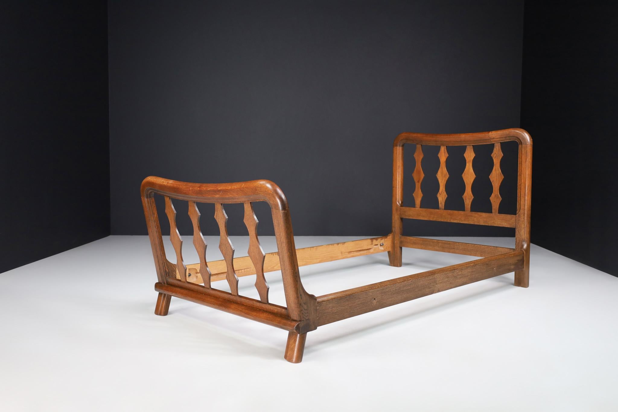 Mid-20th Century Mid-Century Modern Guillerme & Chambron Bed Frame in Solid Oak, France 1960s For Sale