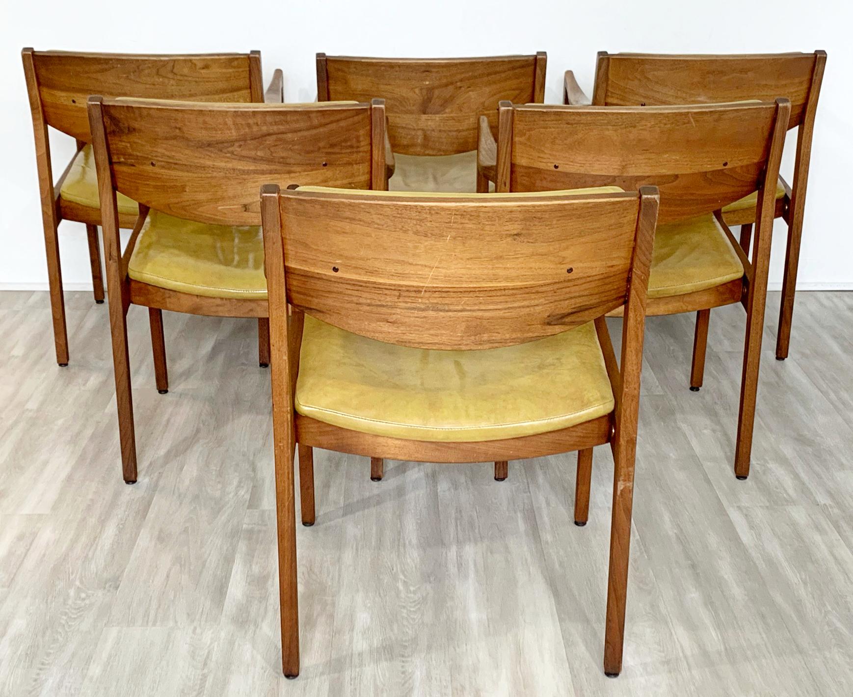 Mid-Century Modern Gunlocke Set of 6 Walnut Vinyl Dining Chairs 1970s Risom Era 2