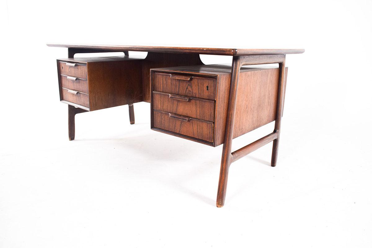Mid-20th Century Mid-Century Modern Gunni Omann Rosewood Desk for Omann Yun