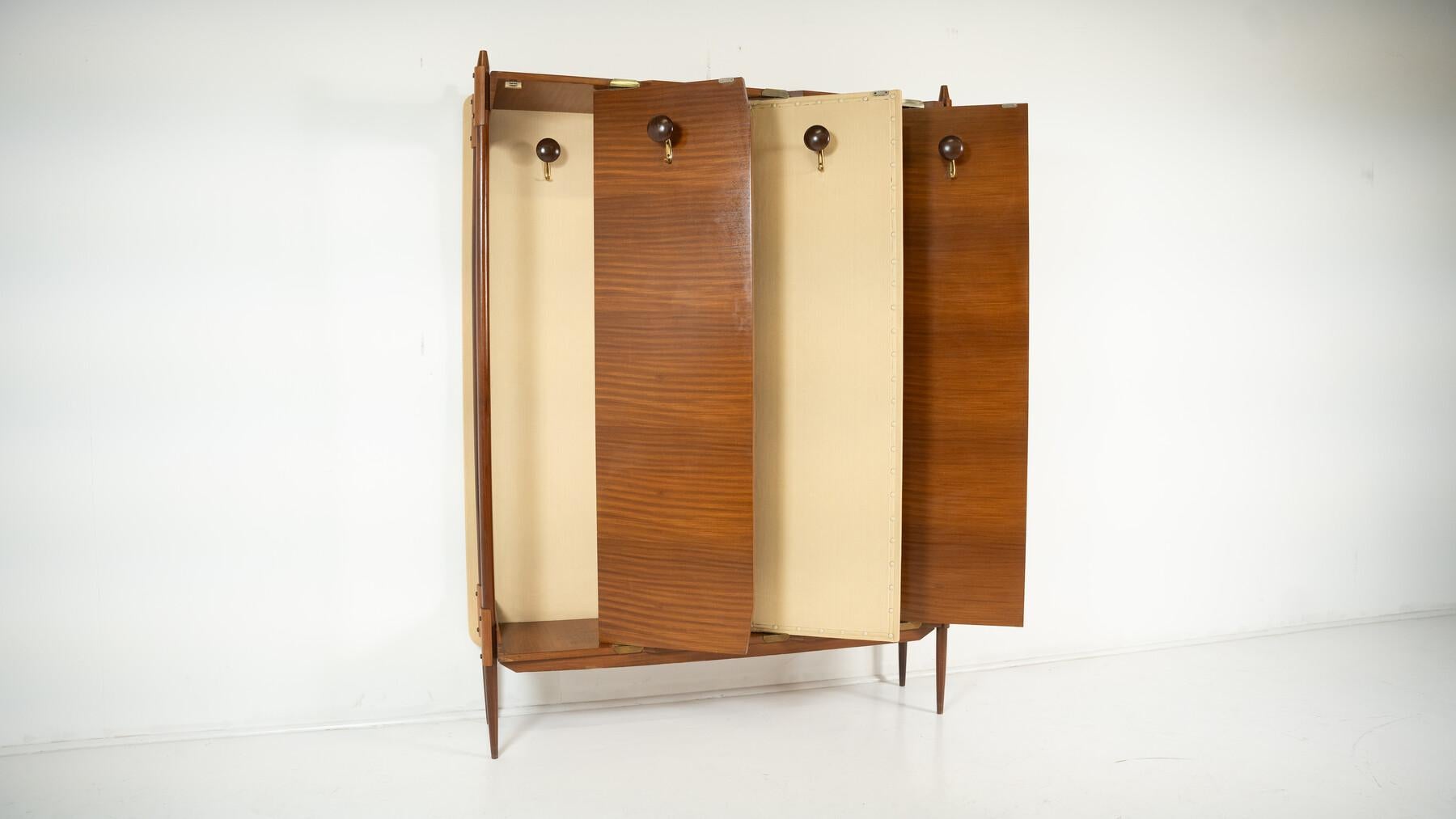 Wood Mid-Century Modern Hallstand/ Coat Hanger , Italy, 1960s For Sale