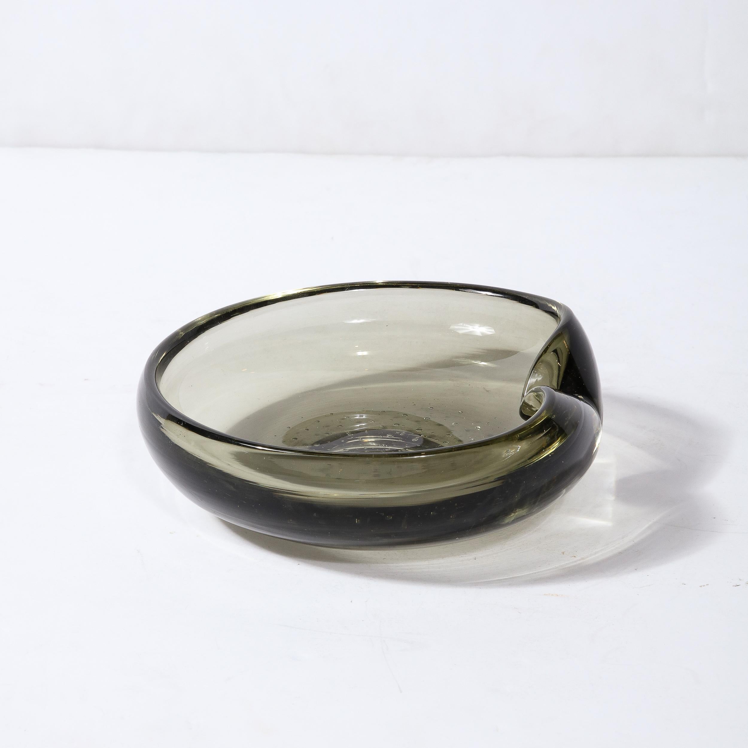 Schale/Schale aus mundgeblasenem, rauchfarbenem Muranoglas, Mid-Century Modern im Angebot 5