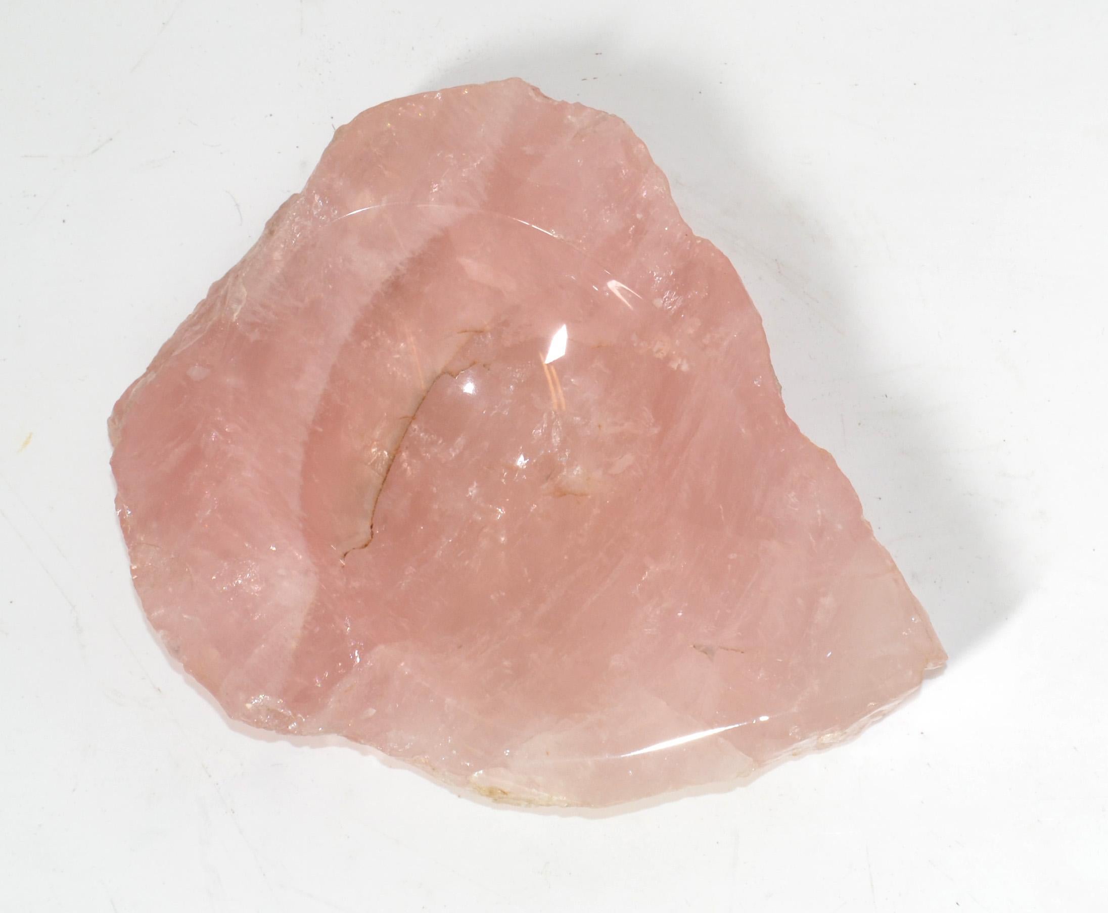 Mid-Century Modern Hand Carved Pink Rock Crystal Catchall Bowl Vide Poche, 1970 For Sale 2