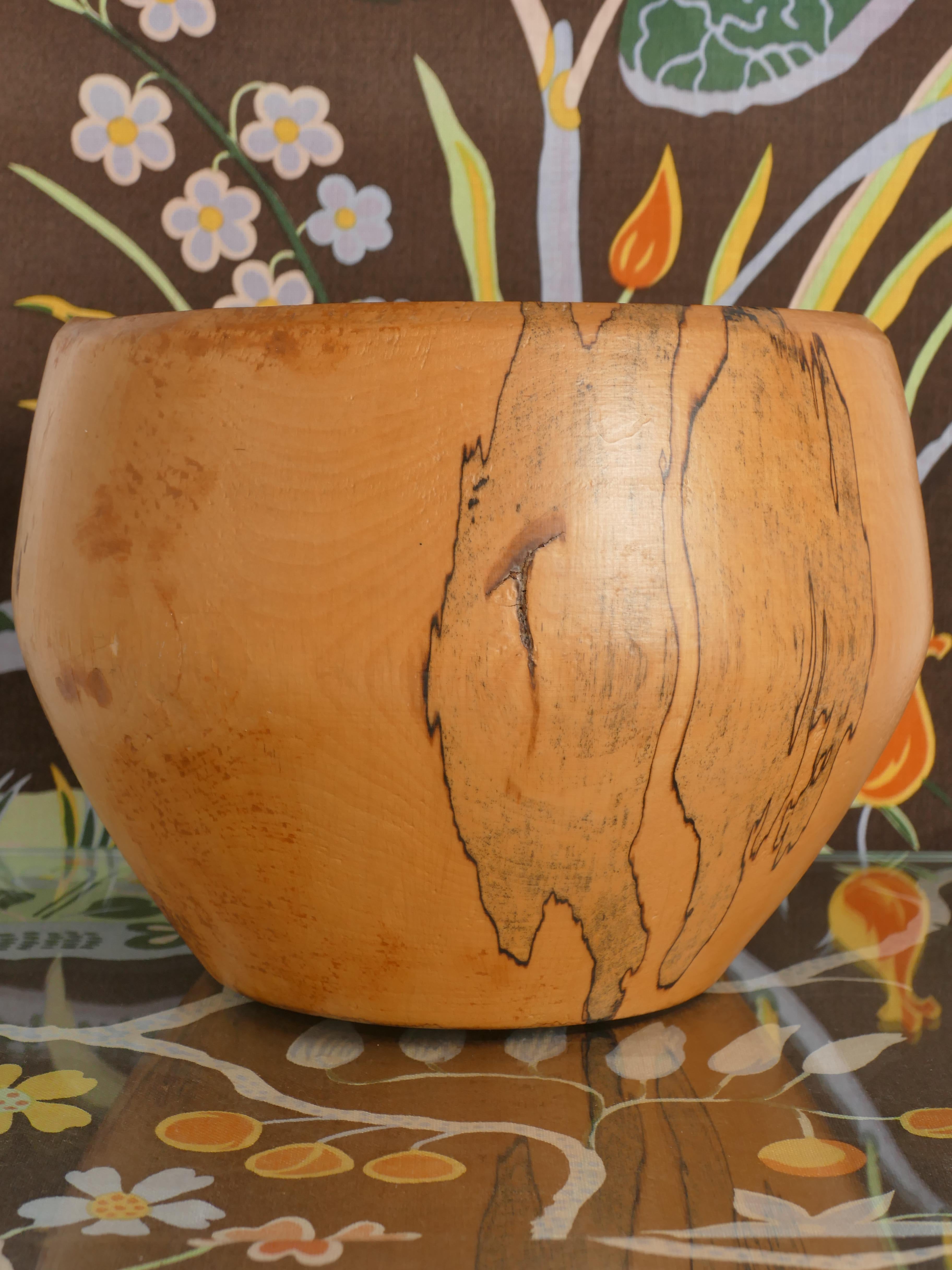 Mid-Century Modern Bol en bois sculpté à la main, James Eriksson, Tasserud Suède, 1970 en vente