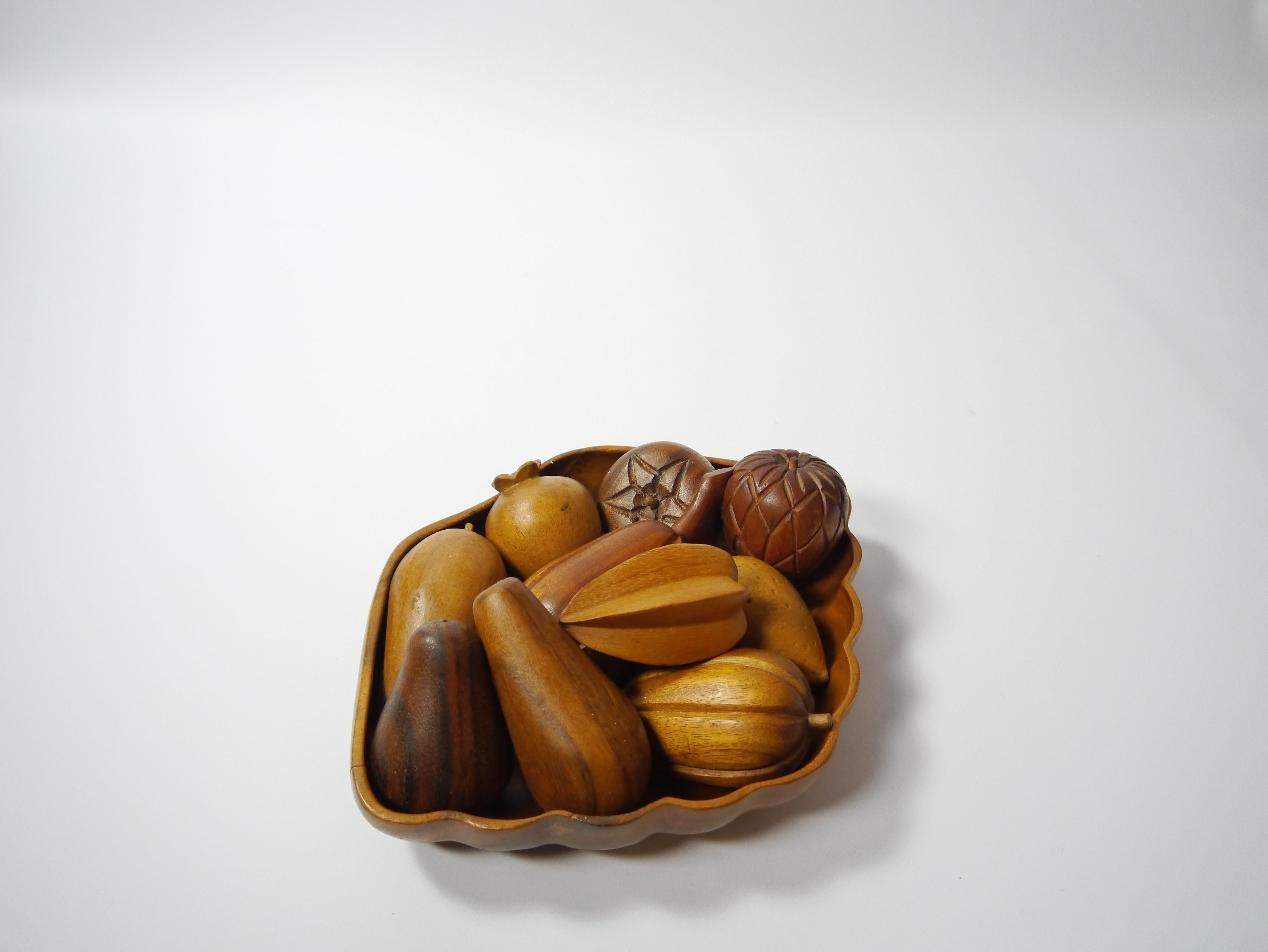 Mid-Century Modern Hand Carved Wood Fruits and Bowl For Sale 8