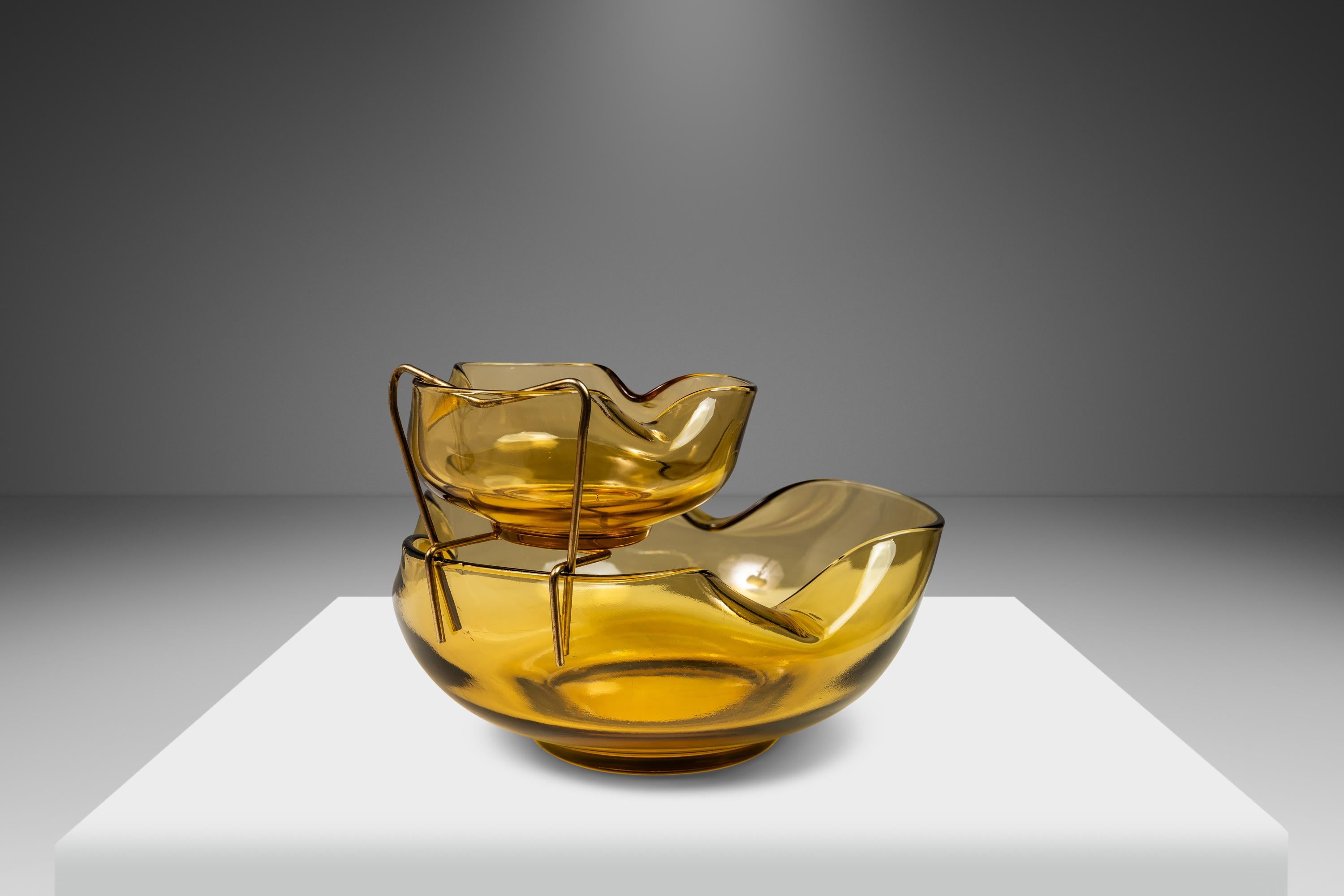 American Mid-Century Modern Hand-Crafted Amber Glass Chips & Dip Bowls, USA, c. 1960's For Sale