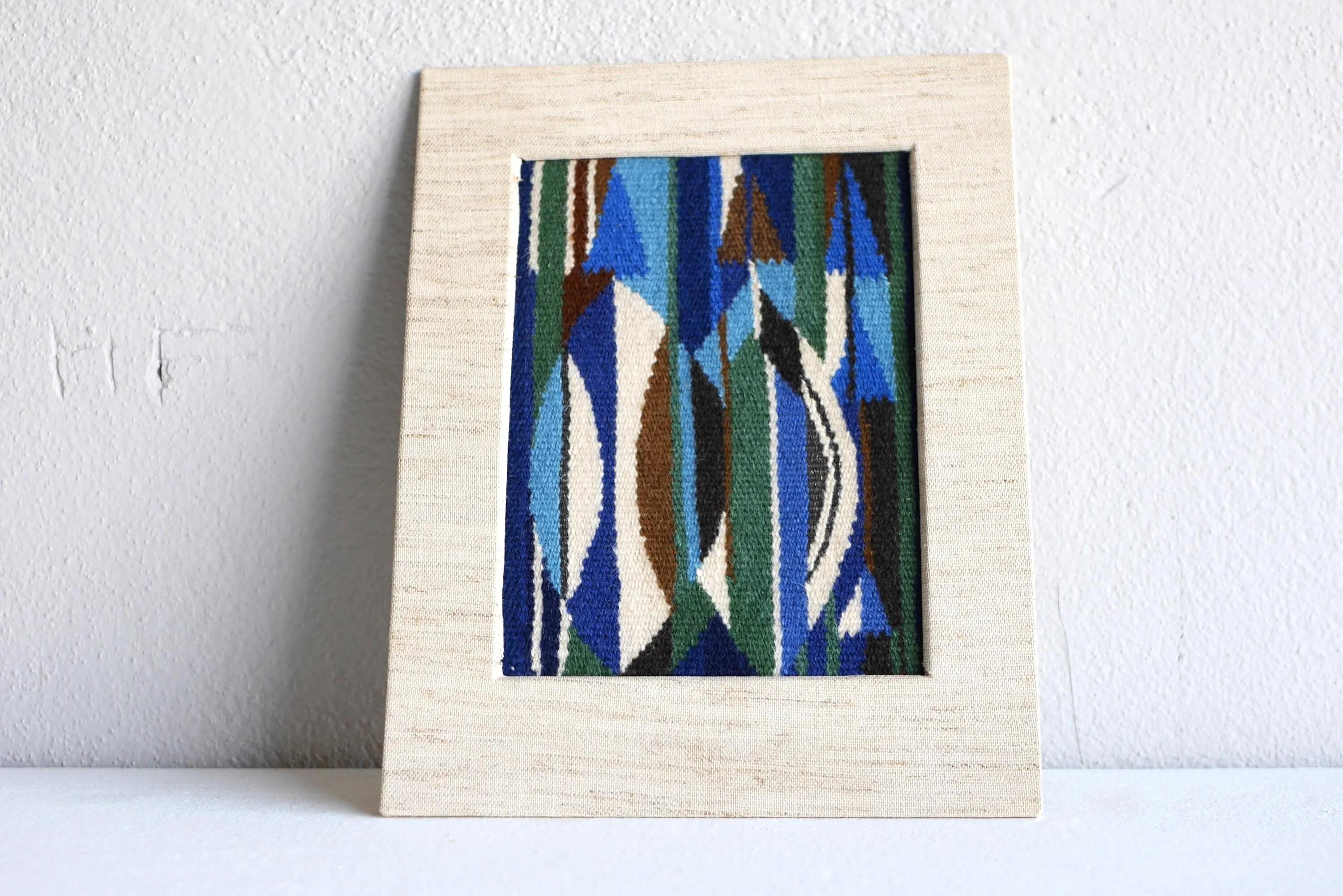 Tessuto a mano Appendiabiti da parete a punta d'ago ricamato a mano, metà del secolo scorso, 1975 in vendita