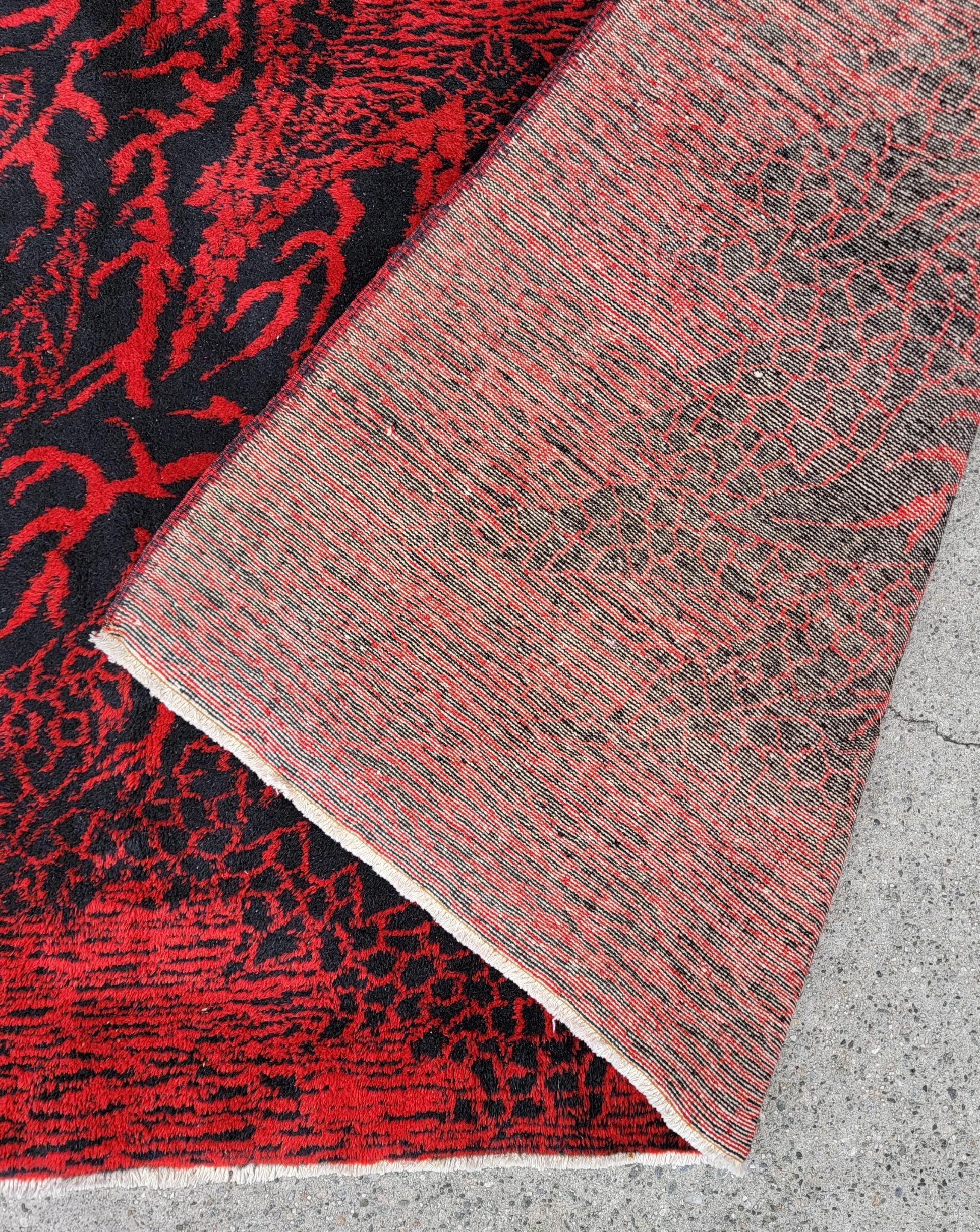 Mid Century Modern Hand Made Zeki Muren Teppich (Wolle) im Angebot