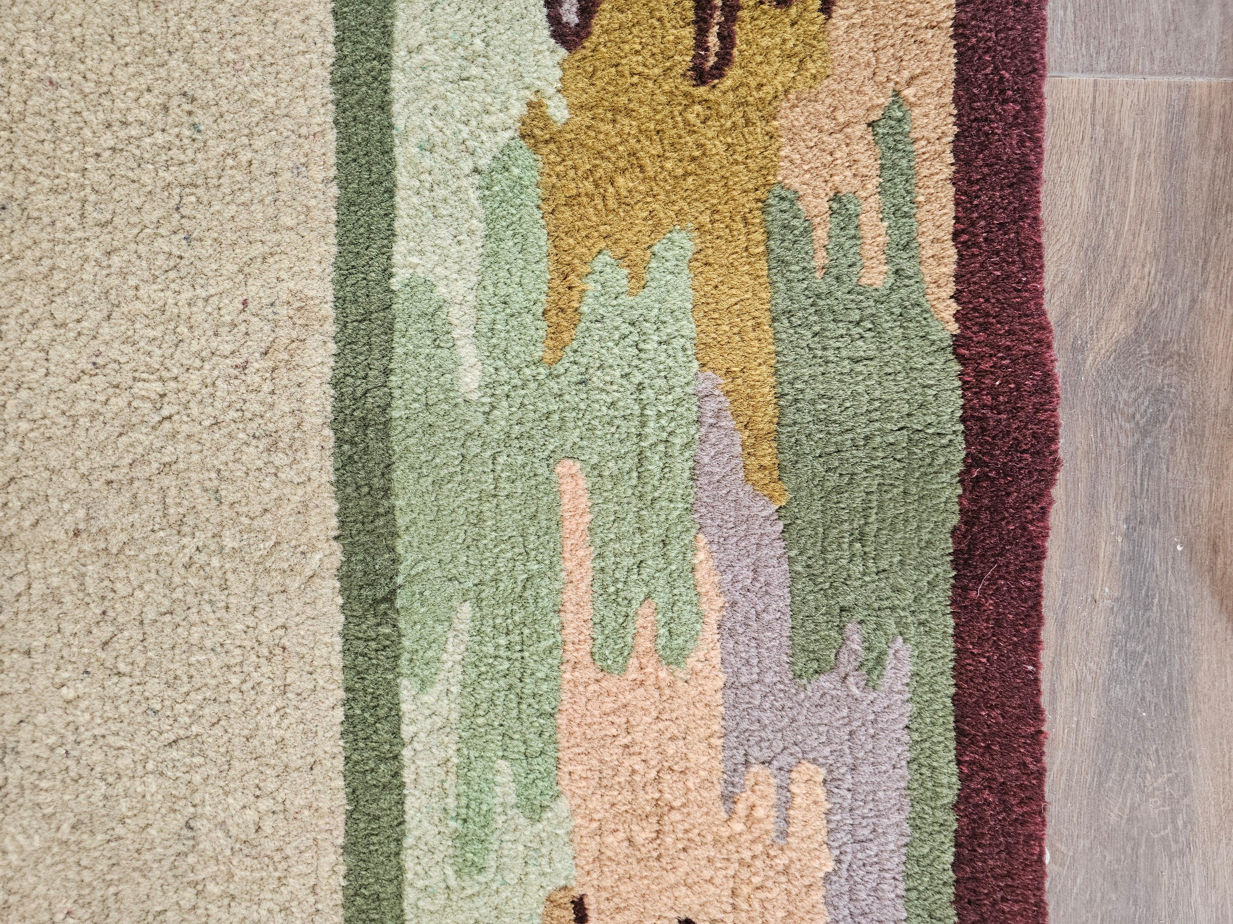 Handgetufteter ovaler Teppich in erdfarbenen Farben aus 100 % Wolle, Mid-Century Modern (Moderne der Mitte des Jahrhunderts) im Angebot