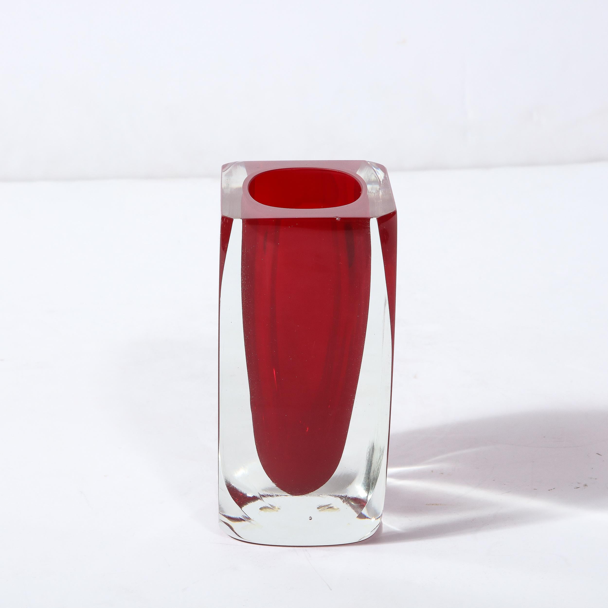 Mid-Century Modern Hand Blown Cardinal Murano Glass Vase For Sale 1