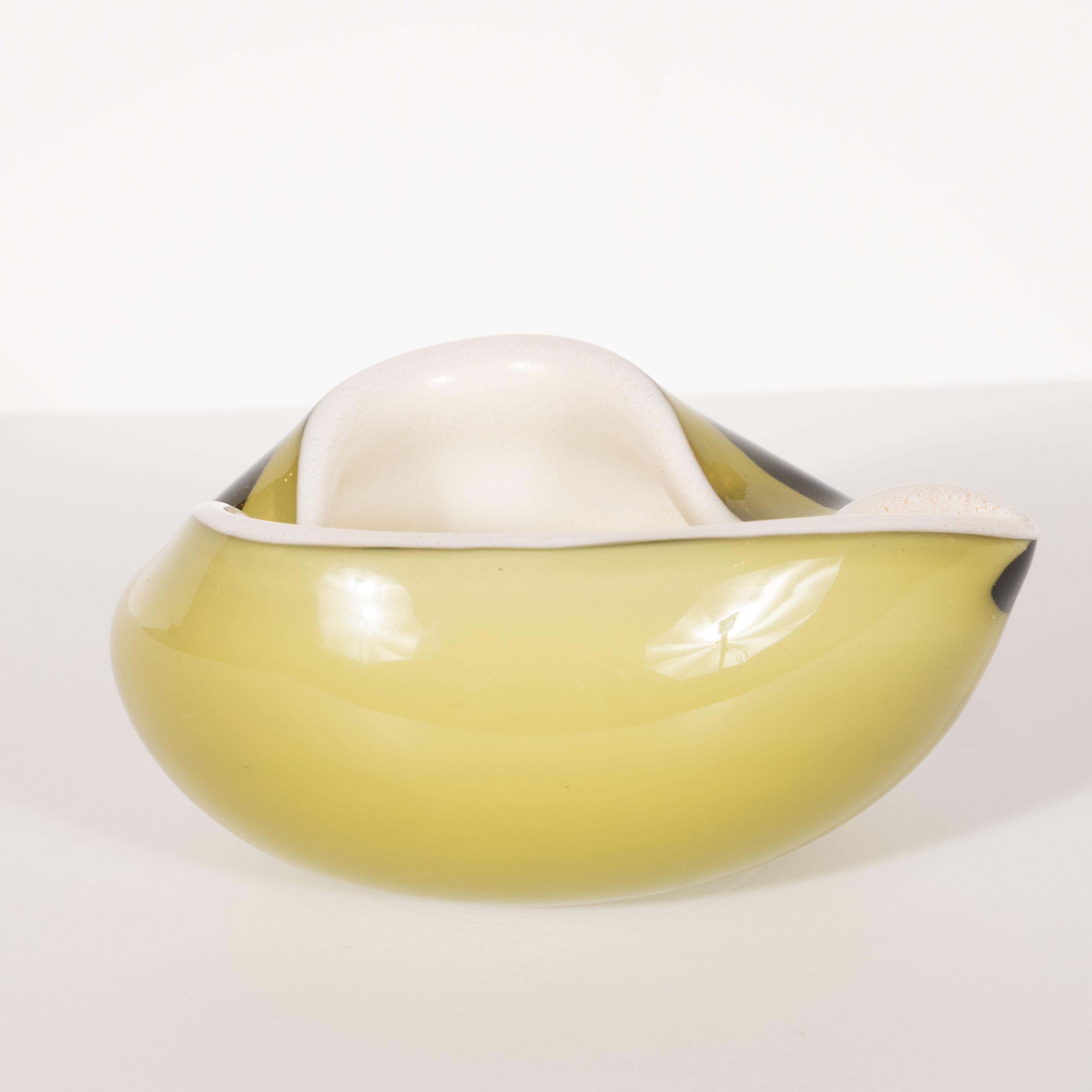 Mid-20th Century Mid-Century Modern Handblown Murano Moss and Pearlescent Glass Bowl