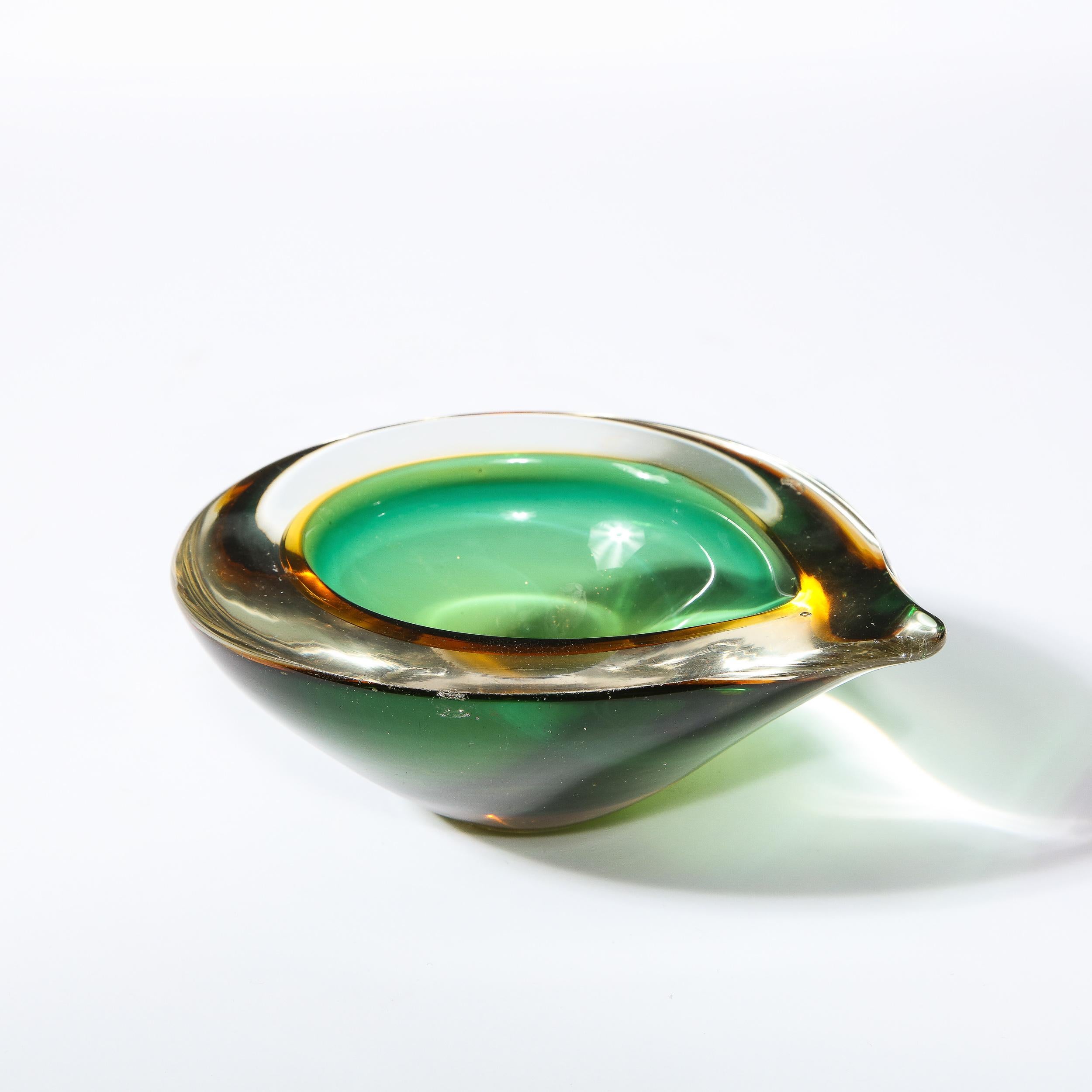 Mid-Century Modern Handblown Ovoid Bowl in Citrine and Emerald 4