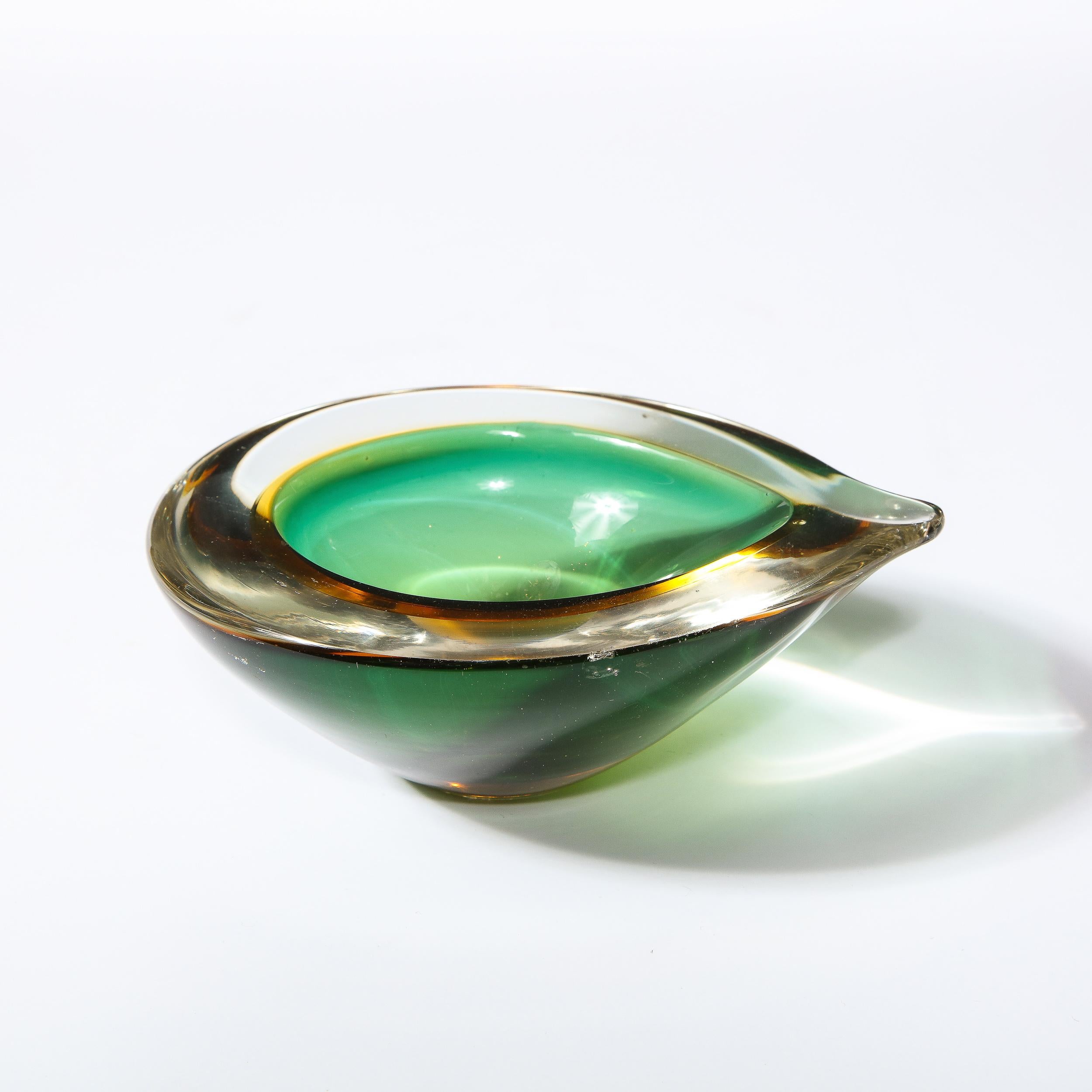 Mid-Century Modern Handblown Ovoid Bowl in Citrine and Emerald 5