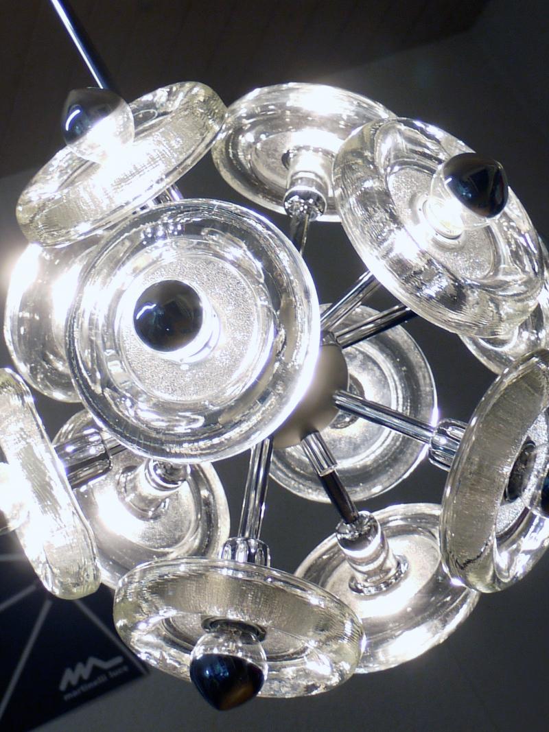 Mid Century Modern Handblown White Murano Glass and Chrome 12 Arm Sputnik In Good Condition For Sale In Niederdorfelden, Hessen