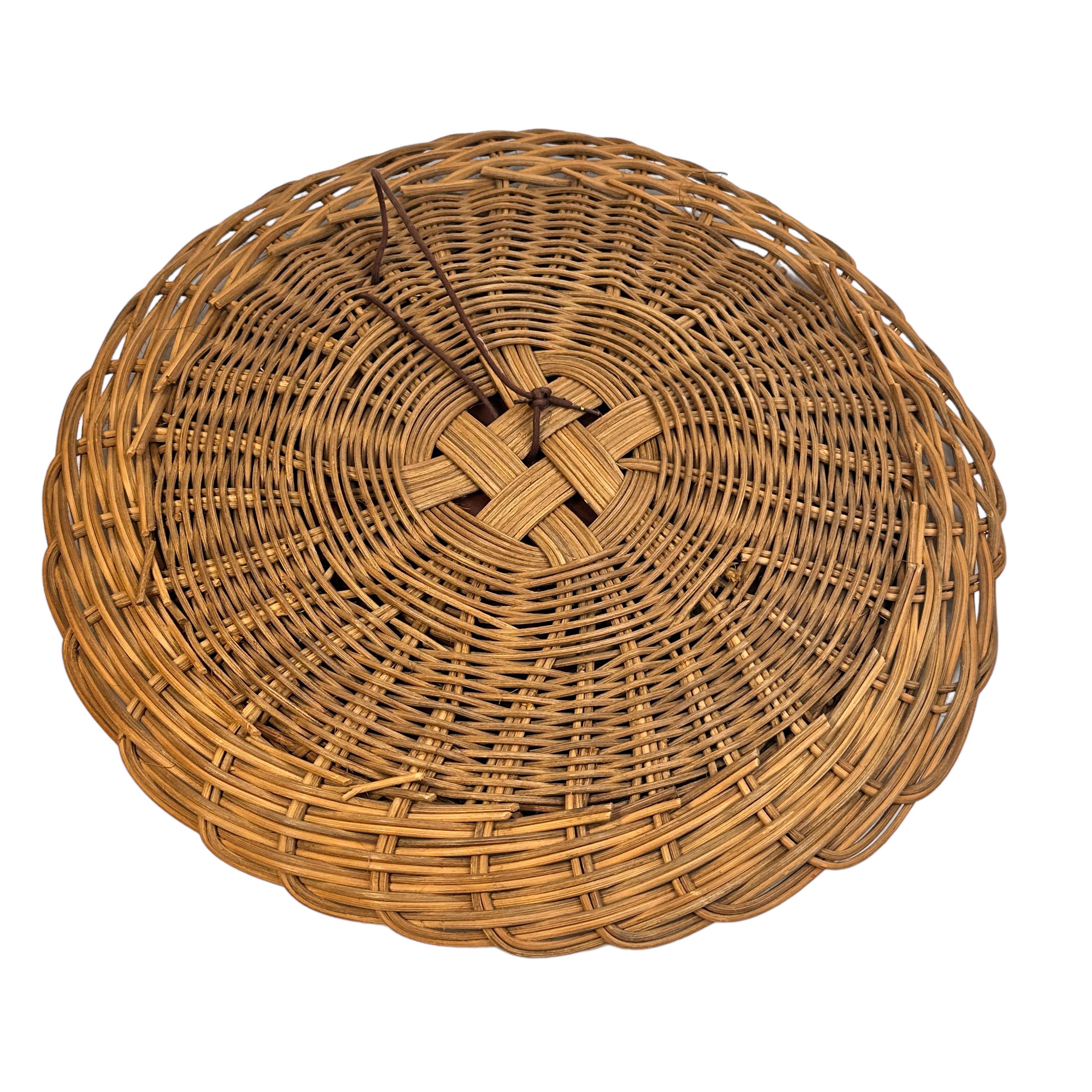 Specchio in rattan intrecciato di metà secolo, Germania, anni '60 in vendita 2