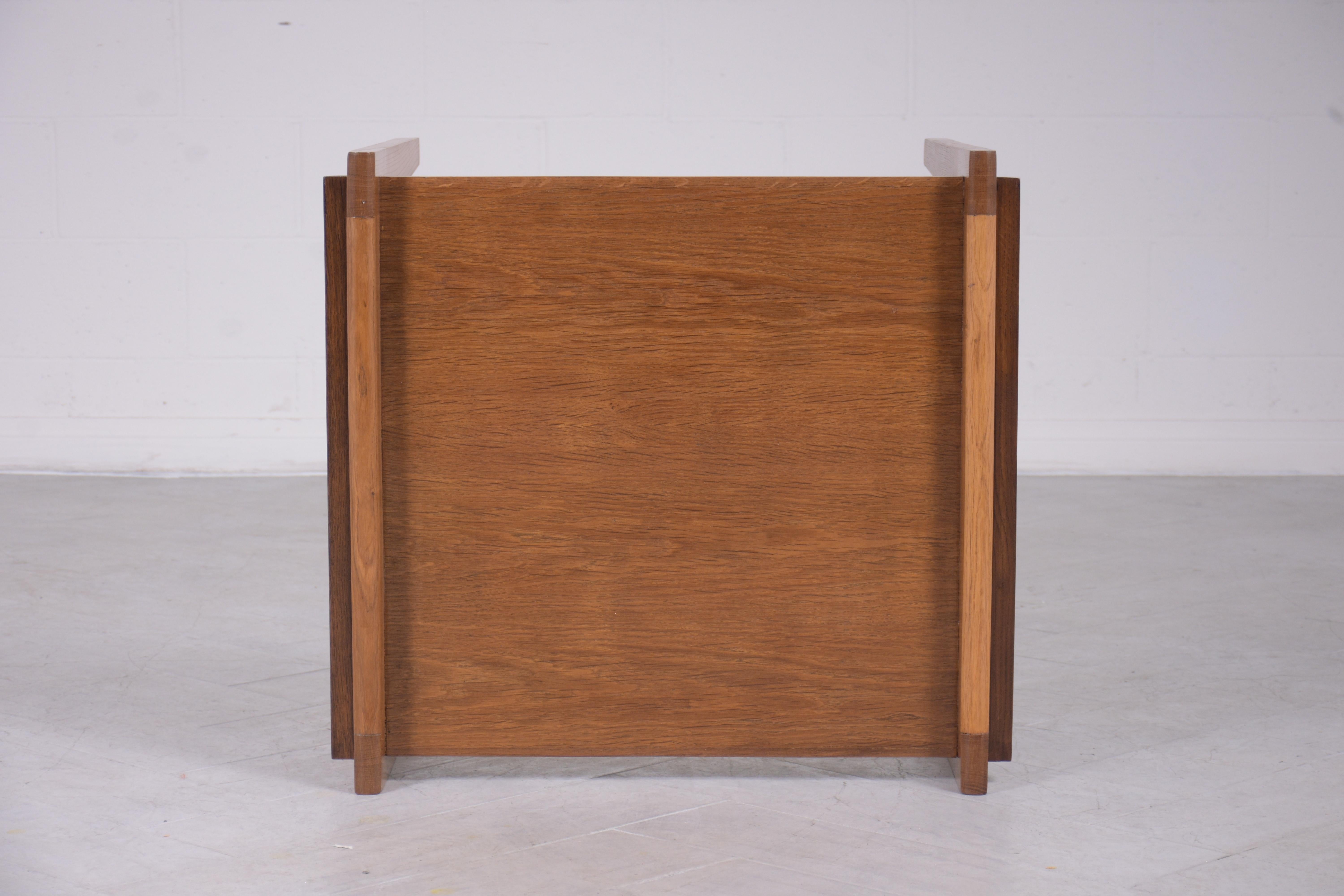 Vintage Mid-Century Handcrafted End Table In Good Condition For Sale In Los Angeles, CA