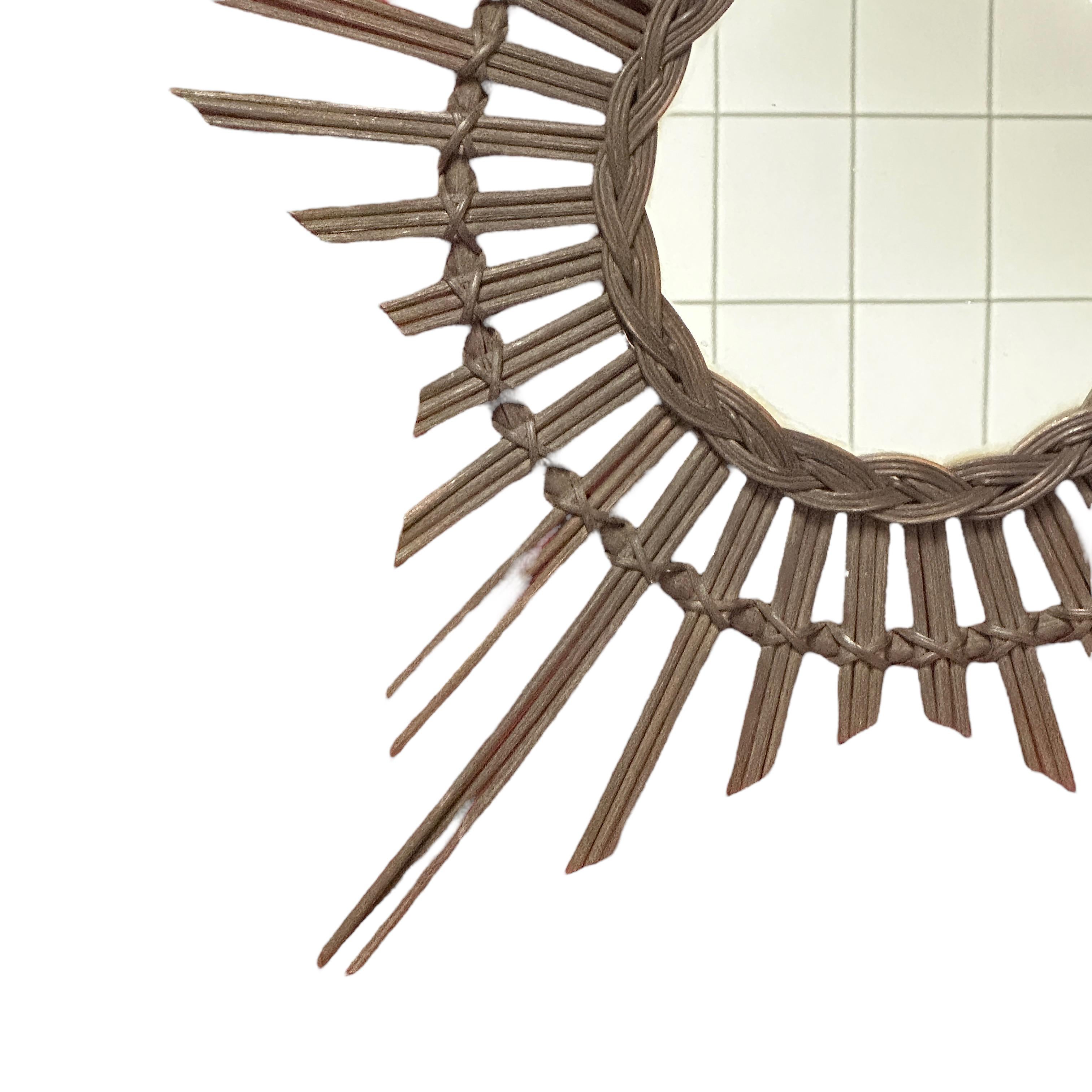 Milieu du XXe siècle Miroir en rotin étoilé moderne de style mi-siècle, fabriqué à la main, Allemagne, années 1960 en vente