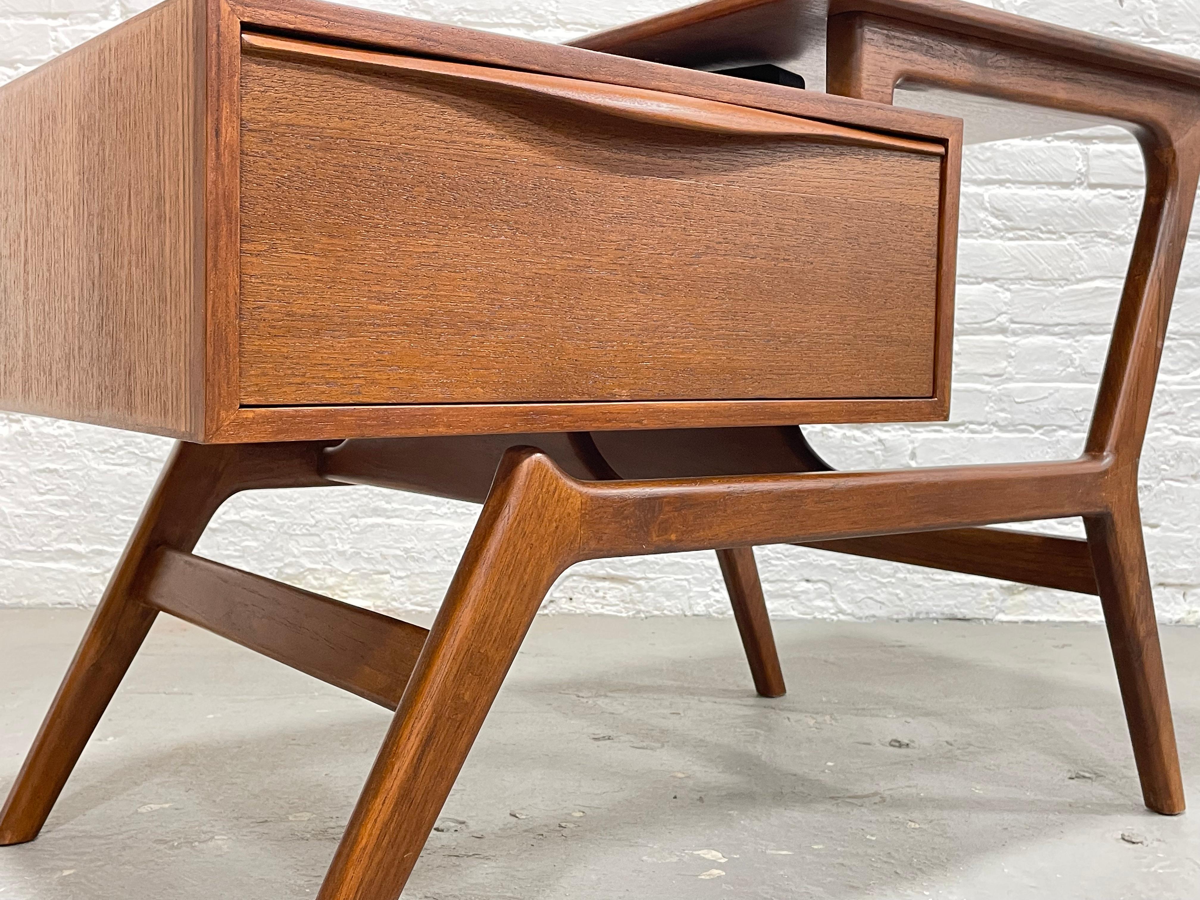 Mid-Century Modern Handcrafted Teak Entryway Cabinet / End Table / Console Table 5