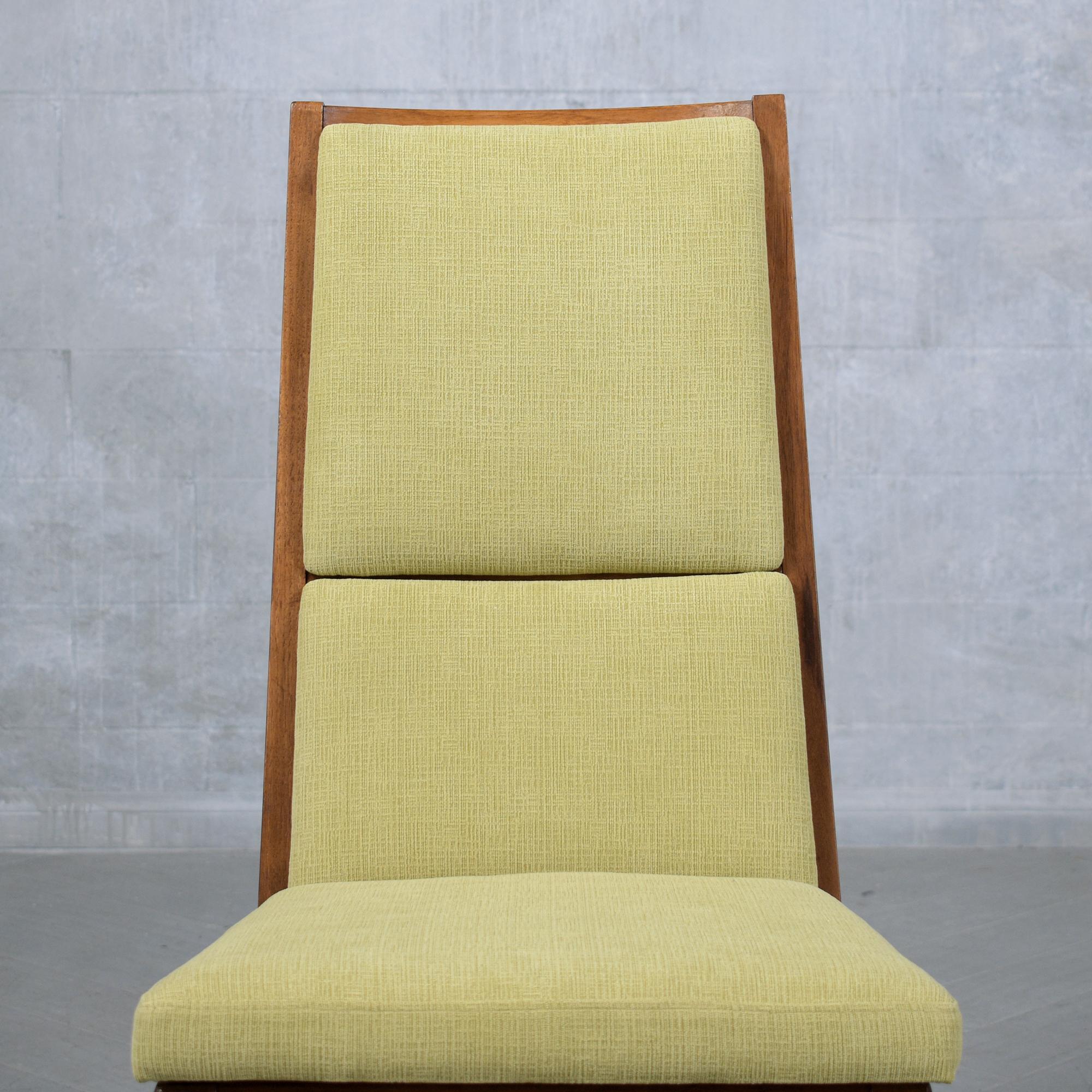 Polished 1960s Vintage Modern Dining Chair Set in Walnut with Green Chenille Fabric