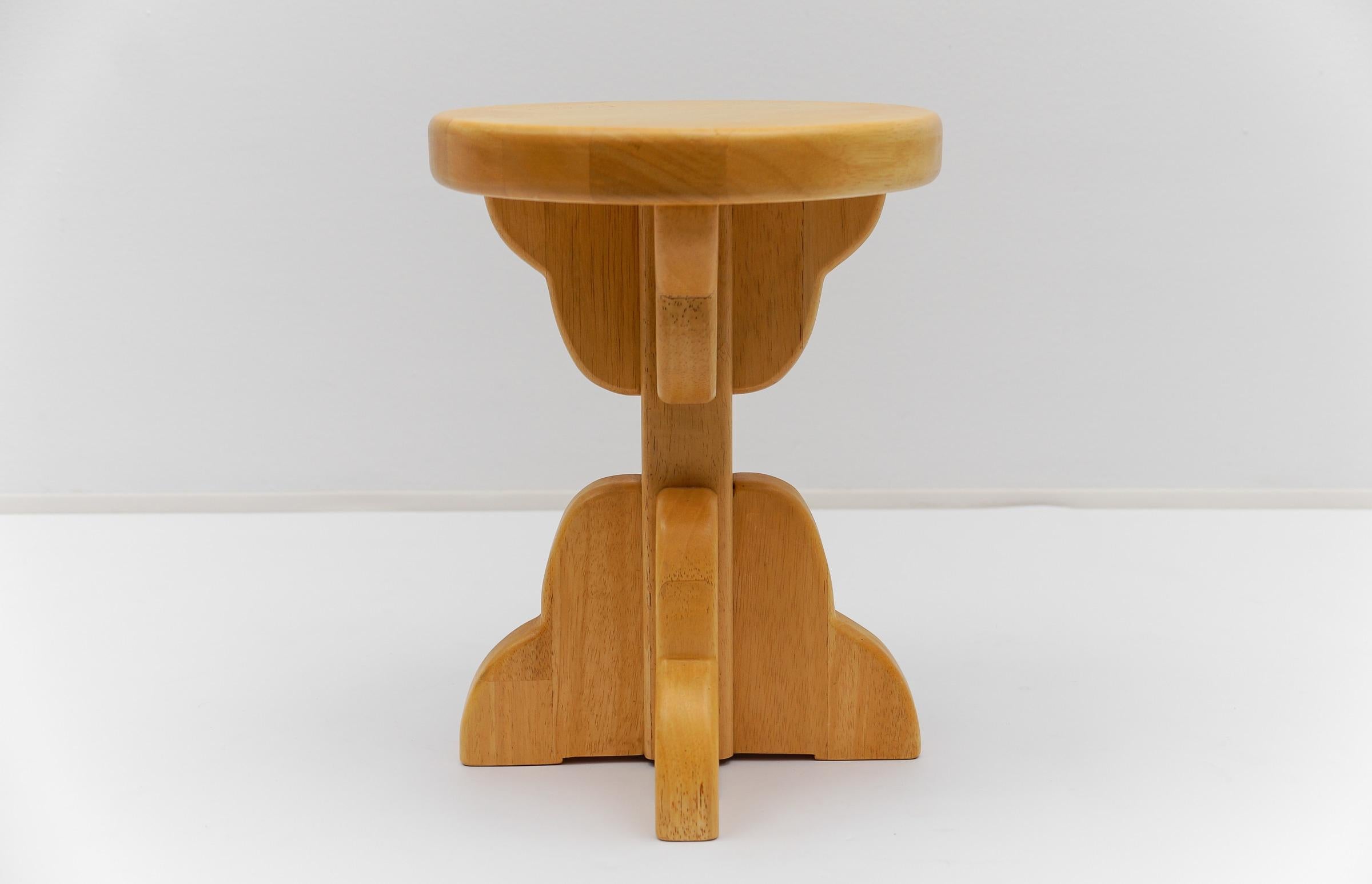 Tabouret en hêtre fait à la main, 1960 France Bon état - En vente à Nürnberg, Bayern