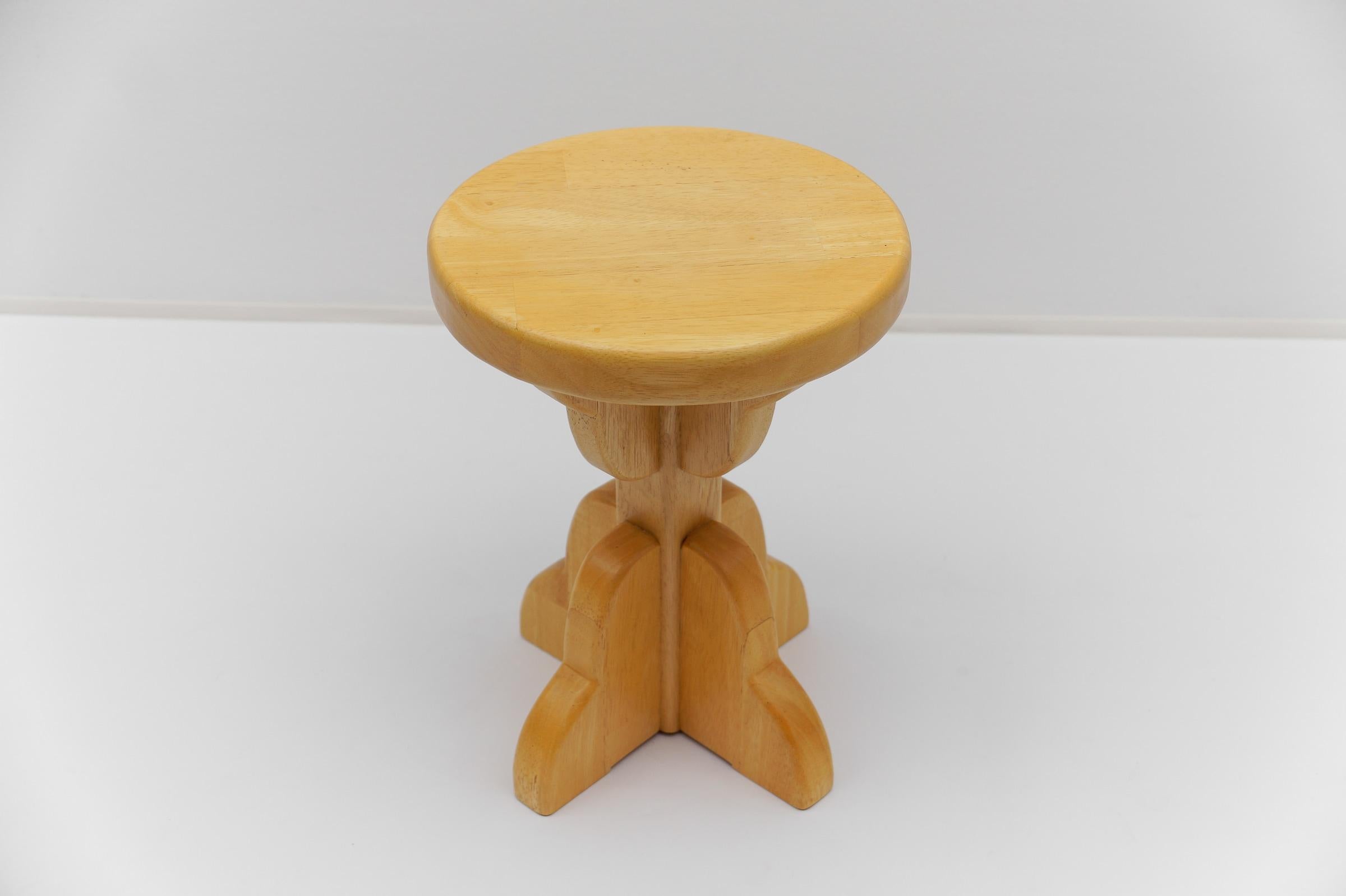 Bois Tabouret en hêtre fait à la main, 1960 France en vente