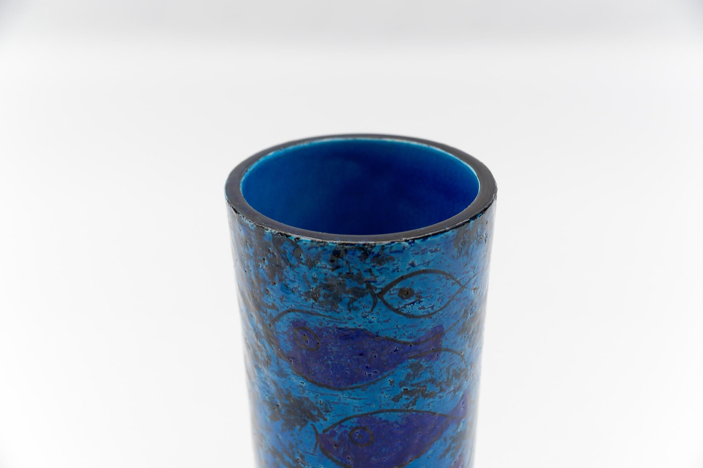 Vase en céramique à motifs de poissons, fait à la main par Londi pour Bitossi, années 1960 Bon état - En vente à Nürnberg, Bayern