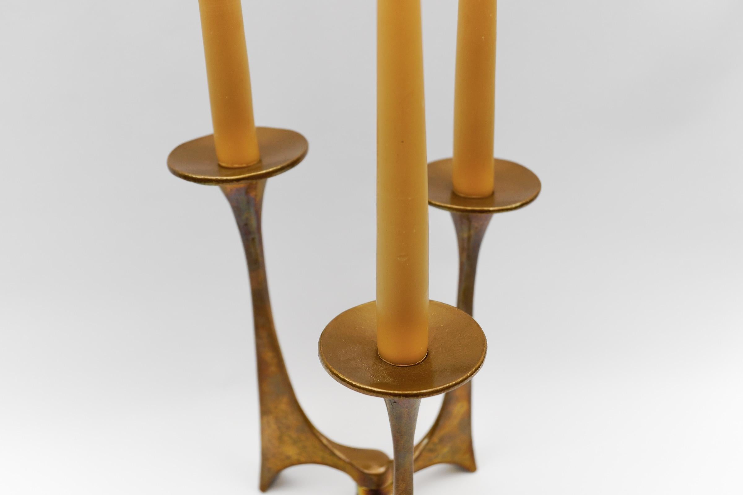 Portacandele massiccio in ottone di Michael Harjes, realizzato a mano, della metà del secolo 1960 in vendita 5