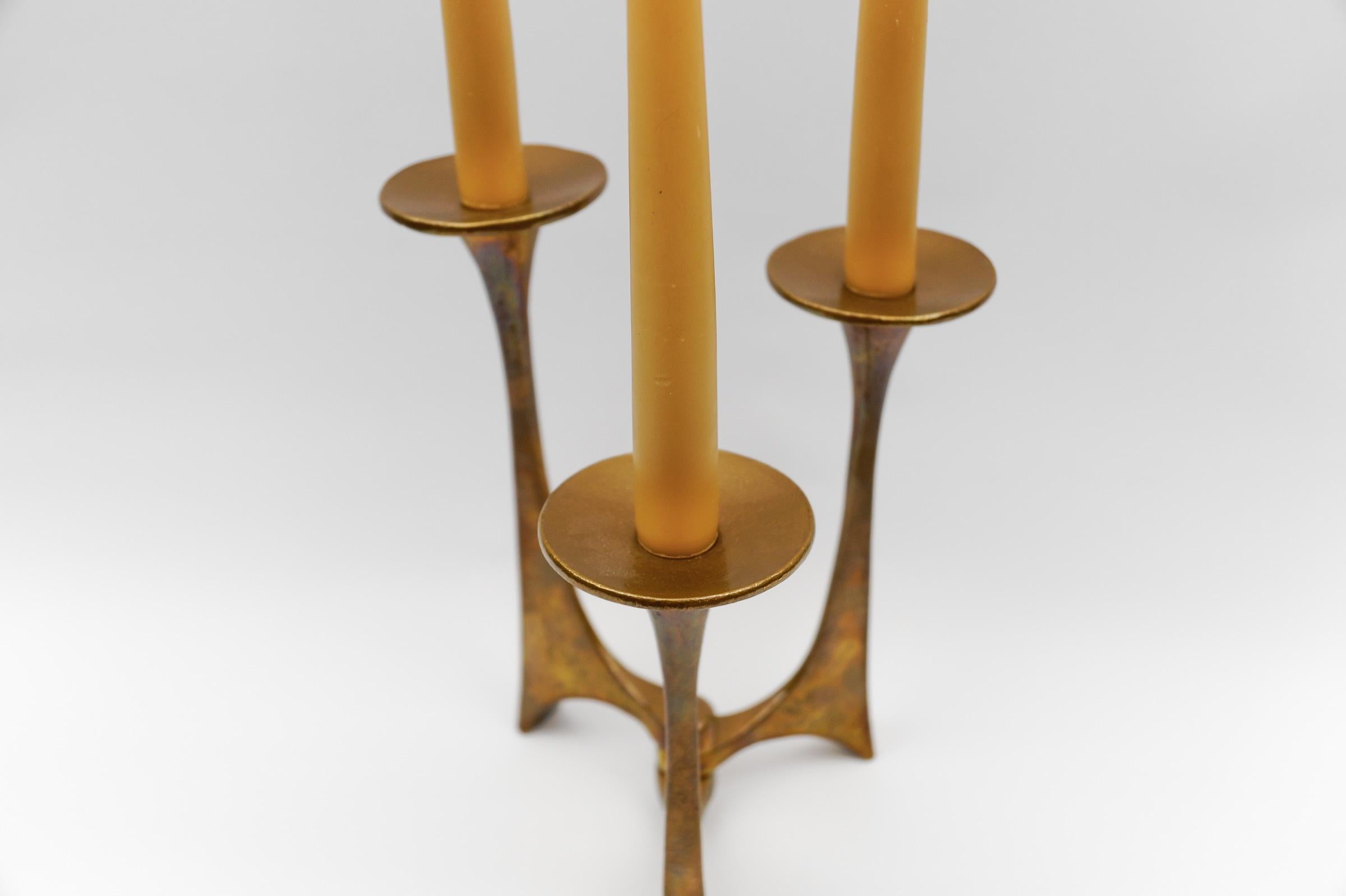 Portacandele massiccio in ottone di Michael Harjes, realizzato a mano, della metà del secolo 1960 in vendita 6
