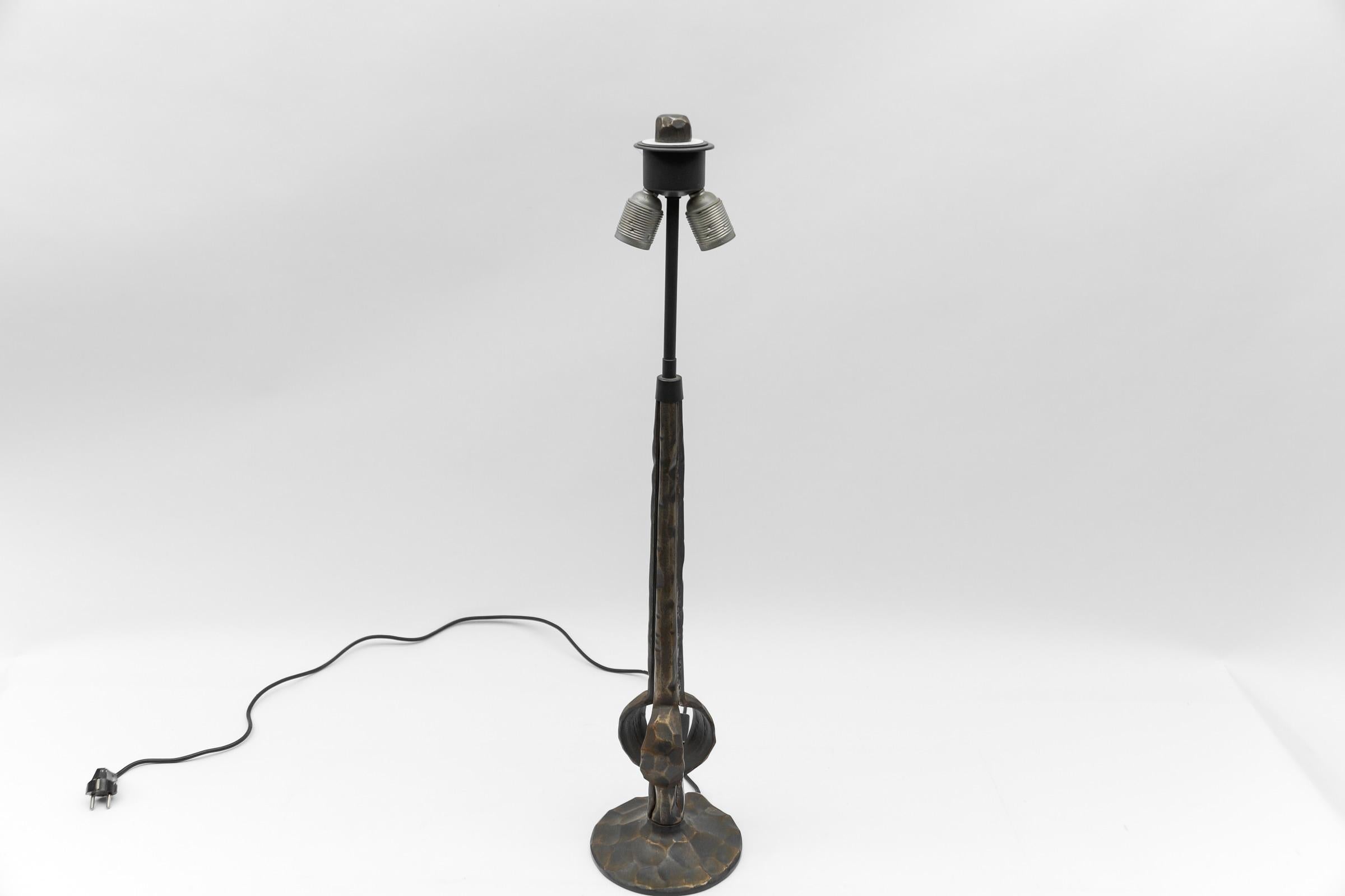 Mid Century Modern Handmade Massive Bronze Table Lamp Base, 1960s Germany In Good Condition For Sale In Nürnberg, Bayern