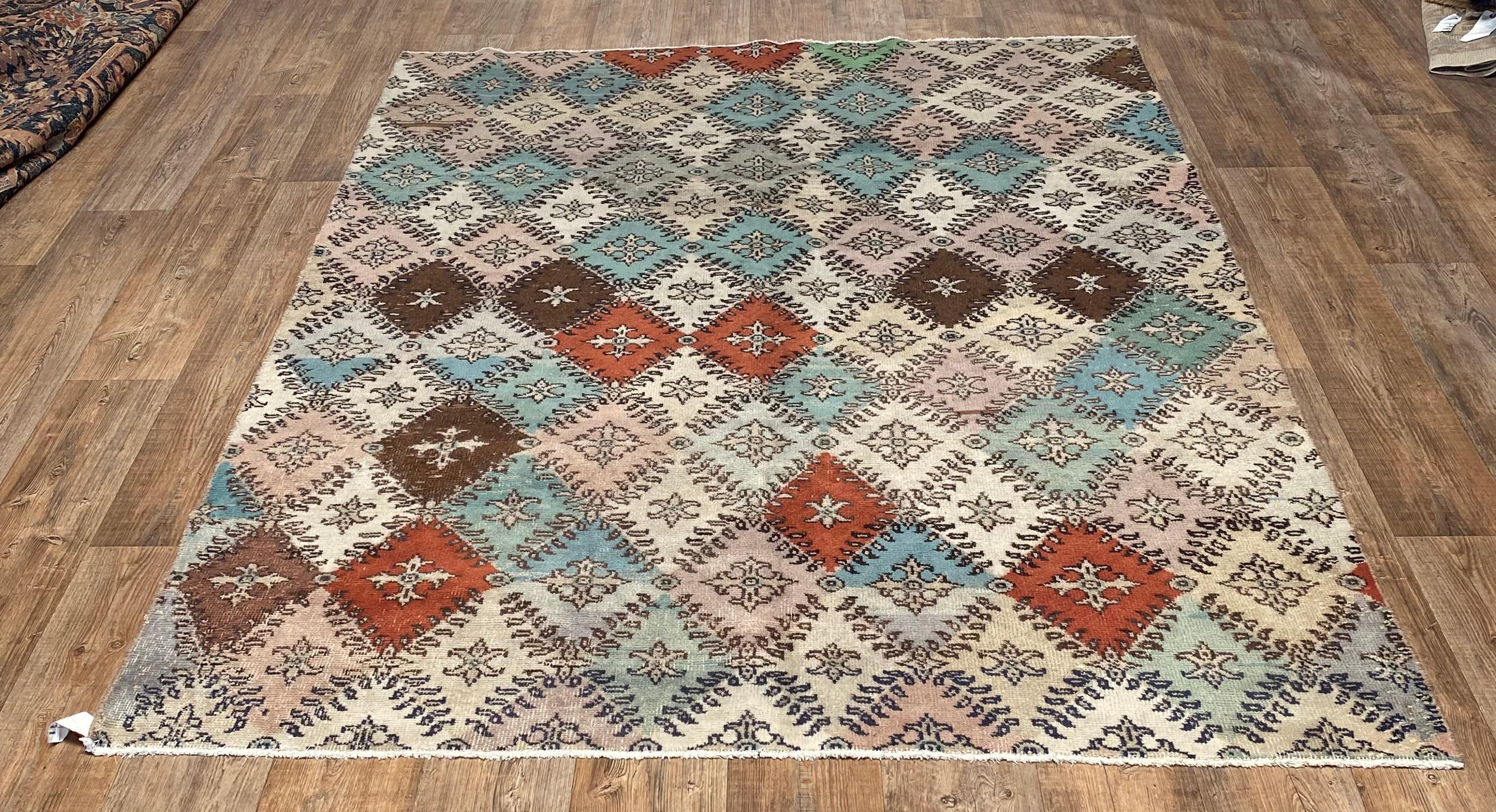 Mid-Century Modern Handmade Rug In Good Condition For Sale In Pasadena, CA