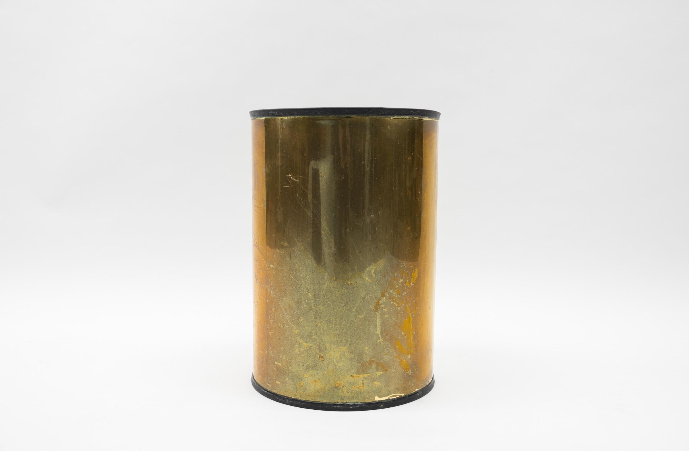 Mid-20th Century Mid-Century Modern Handmade Umbrella Stand Made in Gilded Metal, 1960s For Sale